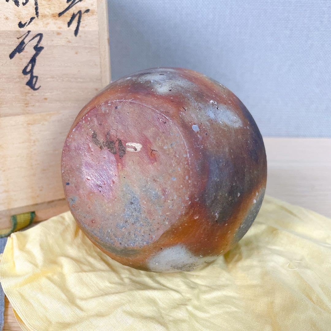 木箱付 作家物 ぐい呑み 青磁 貫入 共箱 酒器 日本酒 ぐい呑