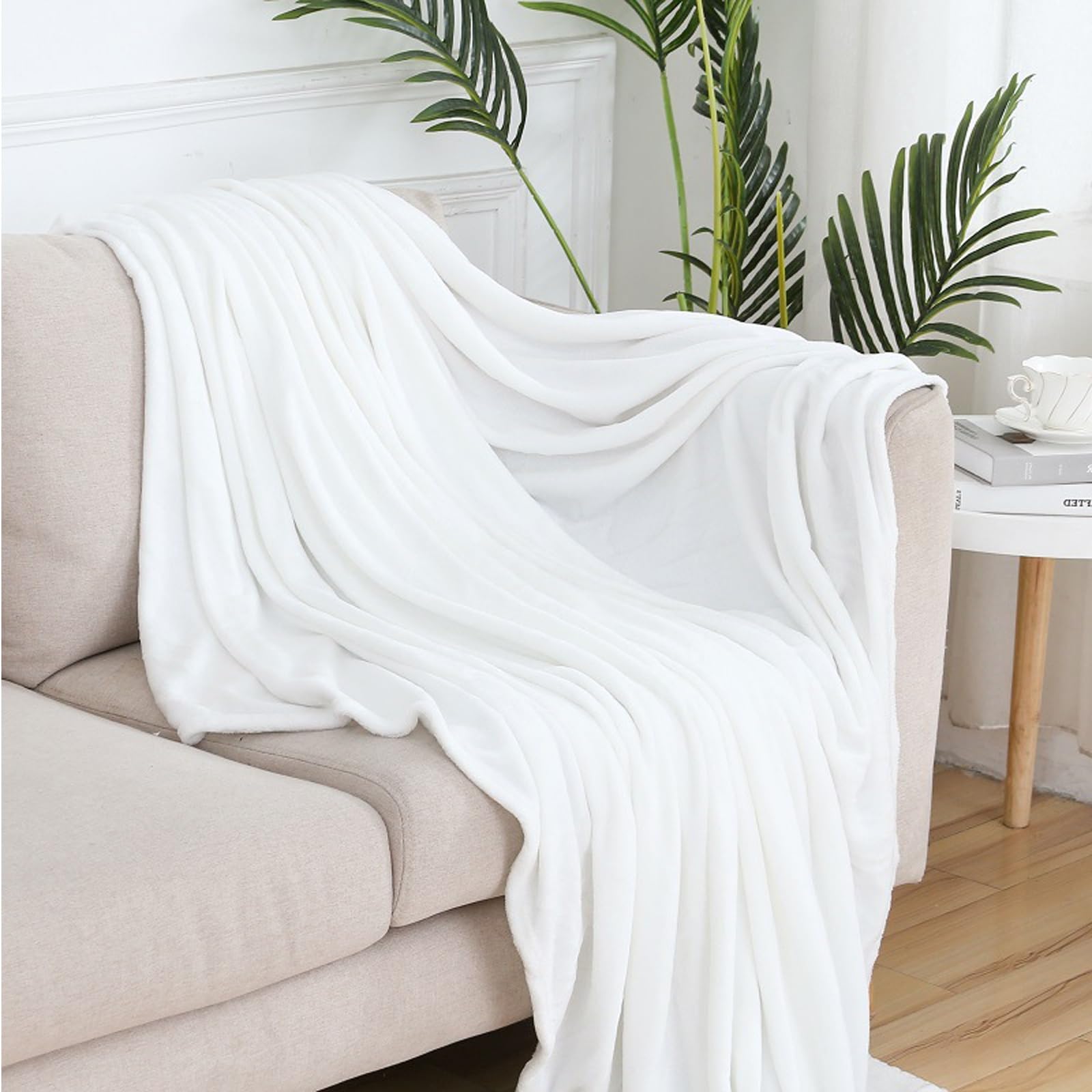 Coperta Matrimoniale Pile 130 x 400 cm Pile di Flanella Morbida, Facile da Pulire, Poliestere Morbida Coperta Plaid Divano Regalo per Fidanzata e Madre, Bianco