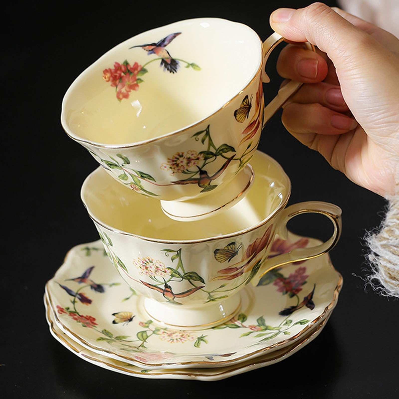Porcelanowa filiżanka do espresso ze spodkiem | Kwiatowy wzór: czas na espresso i herbatę