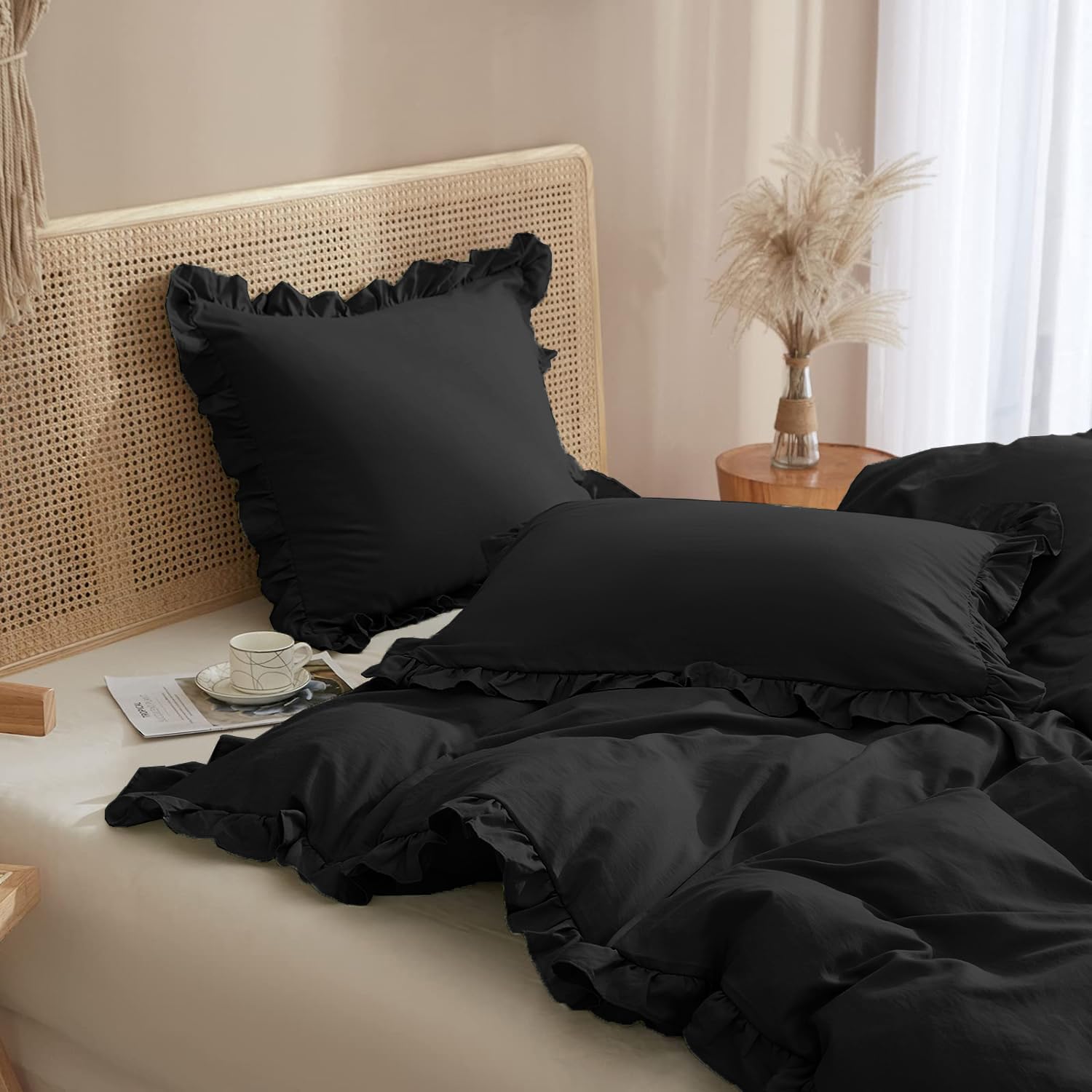 Rüschen Bettwäsche 135x200 4teilig Schwarz Uni Romantische Rüschenbettwäsche Set Einzelbett Weich Bettbezug Mikrofaser 2 Deckenbezug mit 2 Kissenbezug 80x80 cm Reißverschluss