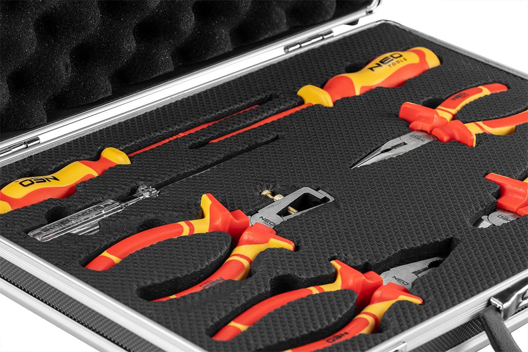 NEO TOOLS Zestaw szczypiec i wkrętaków 1000 V, 7 elementów, dwuskładnikowy uchwyt, do pracy pod napięciem do 1000 V, certyfikat TÜV, 25-letnia gwaranc