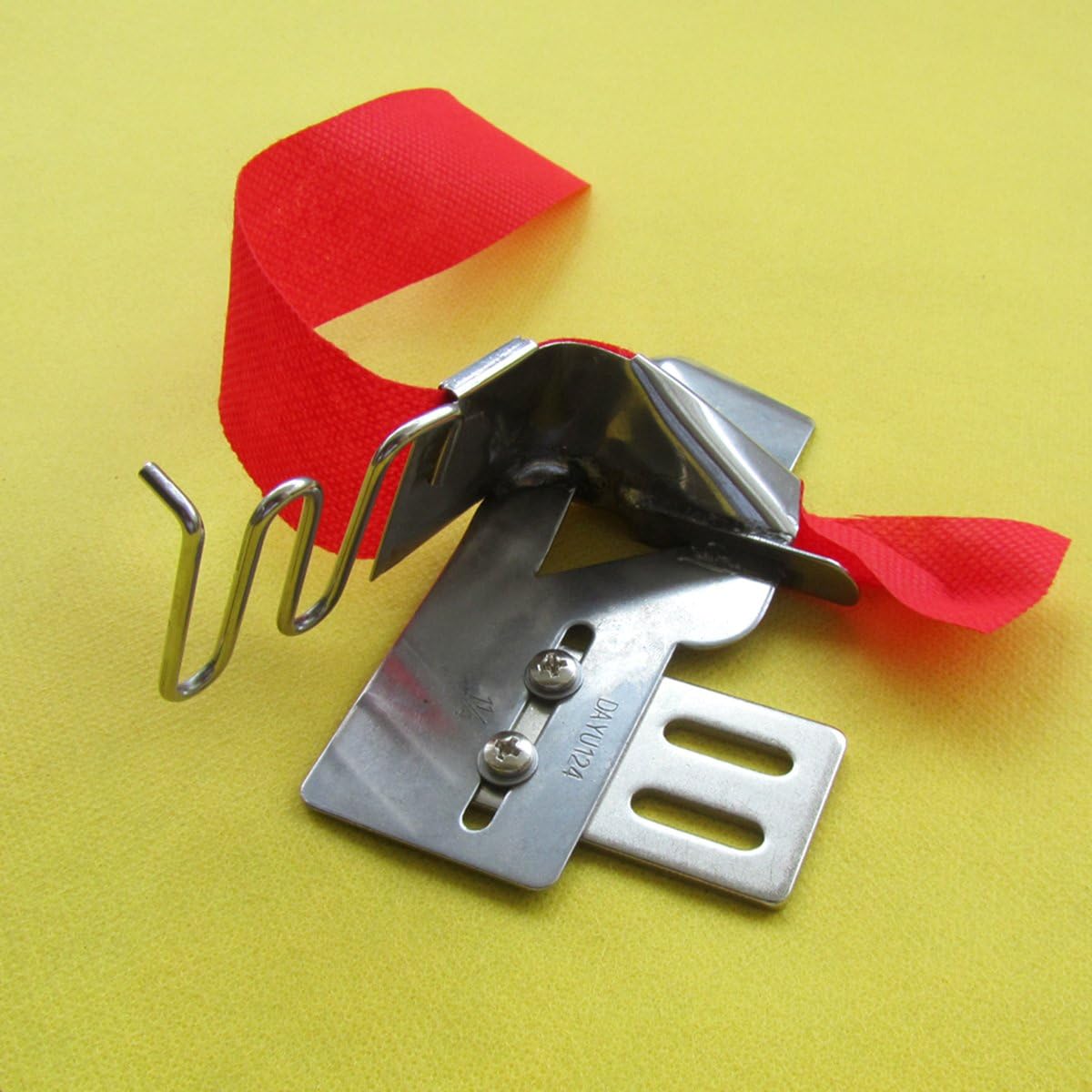 Kunpeng - #KP-124 1PCS Braid or Tape Binder for 1 Needle lockstitch Sewing Machine (1/2~1/4(13mm~6mm))