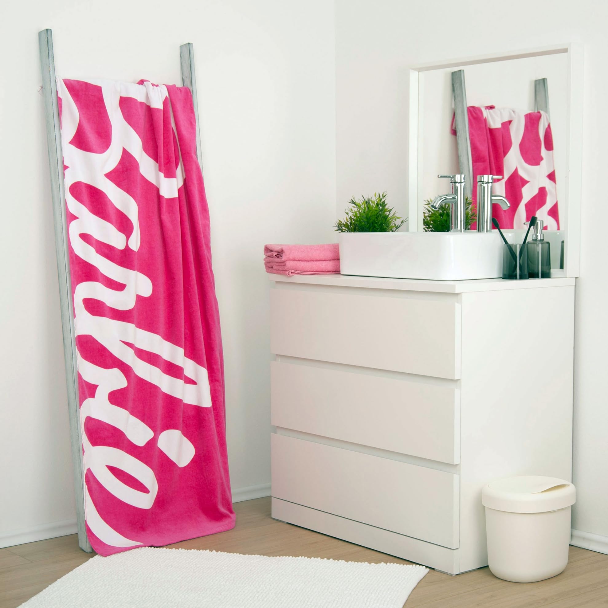 Herding Ręcznik kąpielowy Barbie, 75 x 150 cm, mały miękki ręcznik dla dzieci, do kąpieli i na plażę, 100% bawełna/aksamit