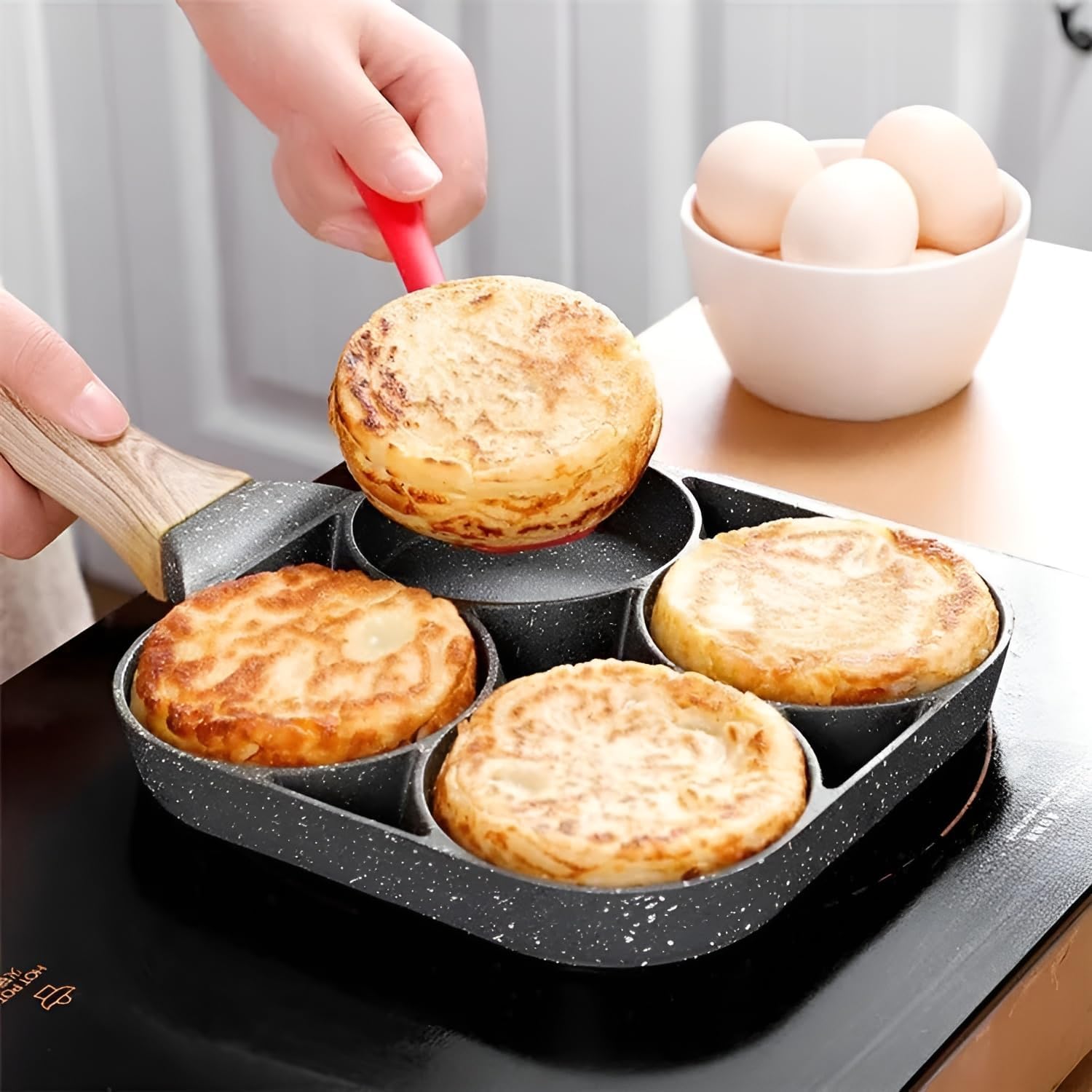 SARNESHWERAM 4-Section Cast Iron Pancake and Egg Pan with Wooden Handle, Non-Stick Coating, Black 1