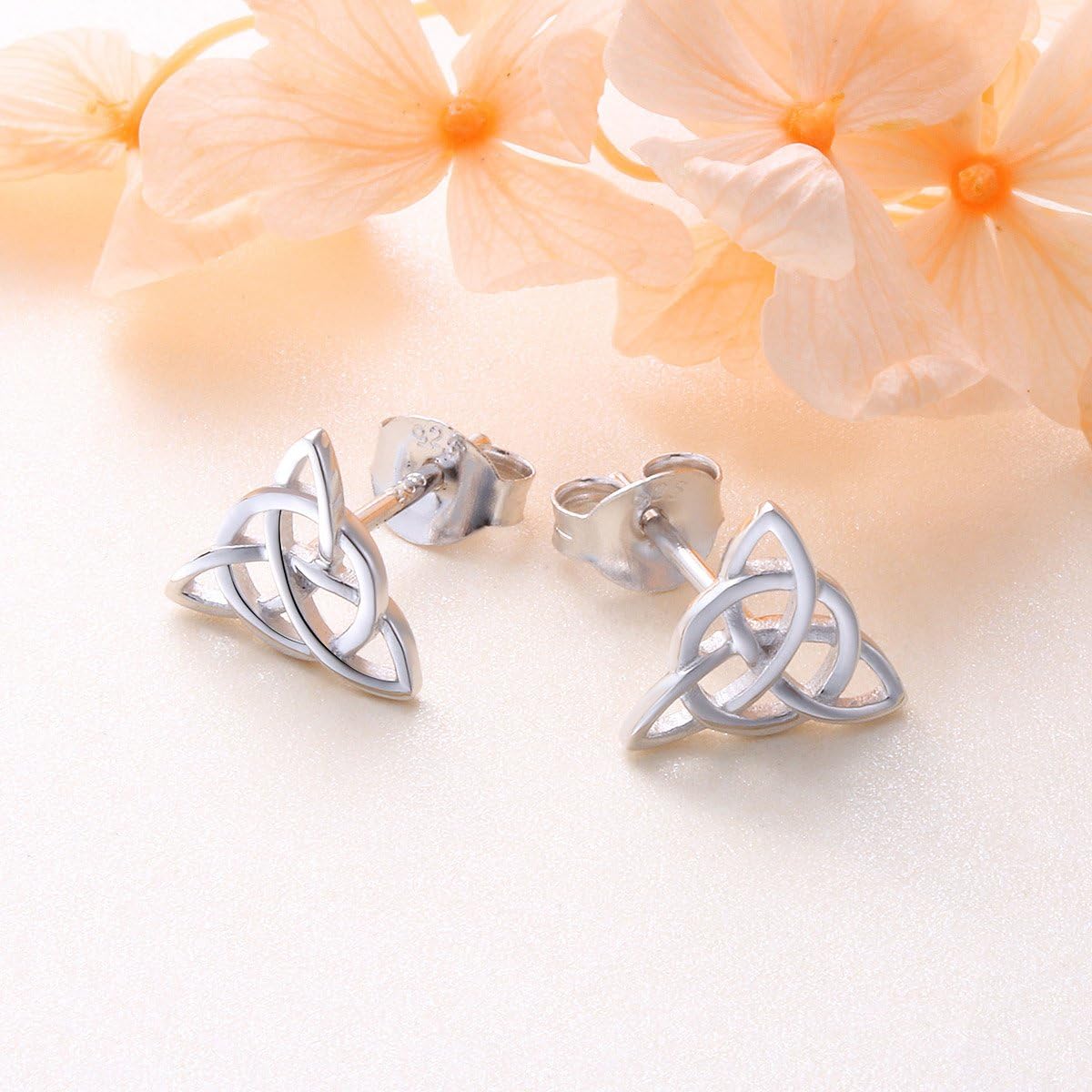 925 Sterling Silver Good Luck Irish Celtic Knot Triangle Vintage Stud Earrings - Image 3
