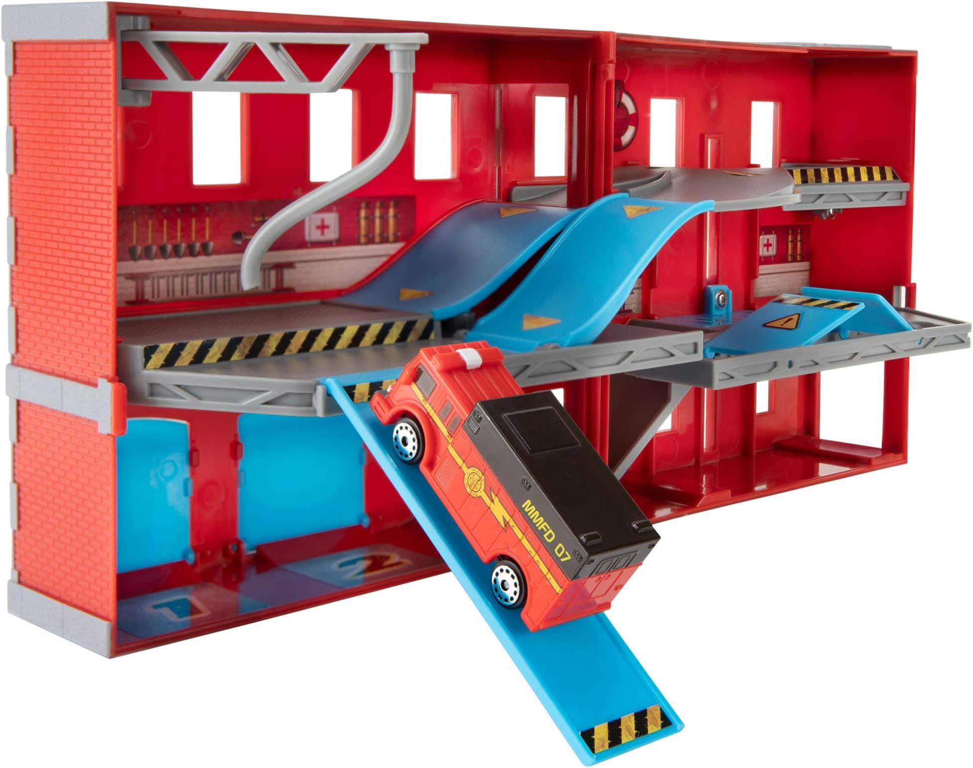Micro Machines Core Playset, Fire and Rescue - Expandable and Connectable to Other MM Sets, Includes One Exclusive Vehicle - Collect Them All