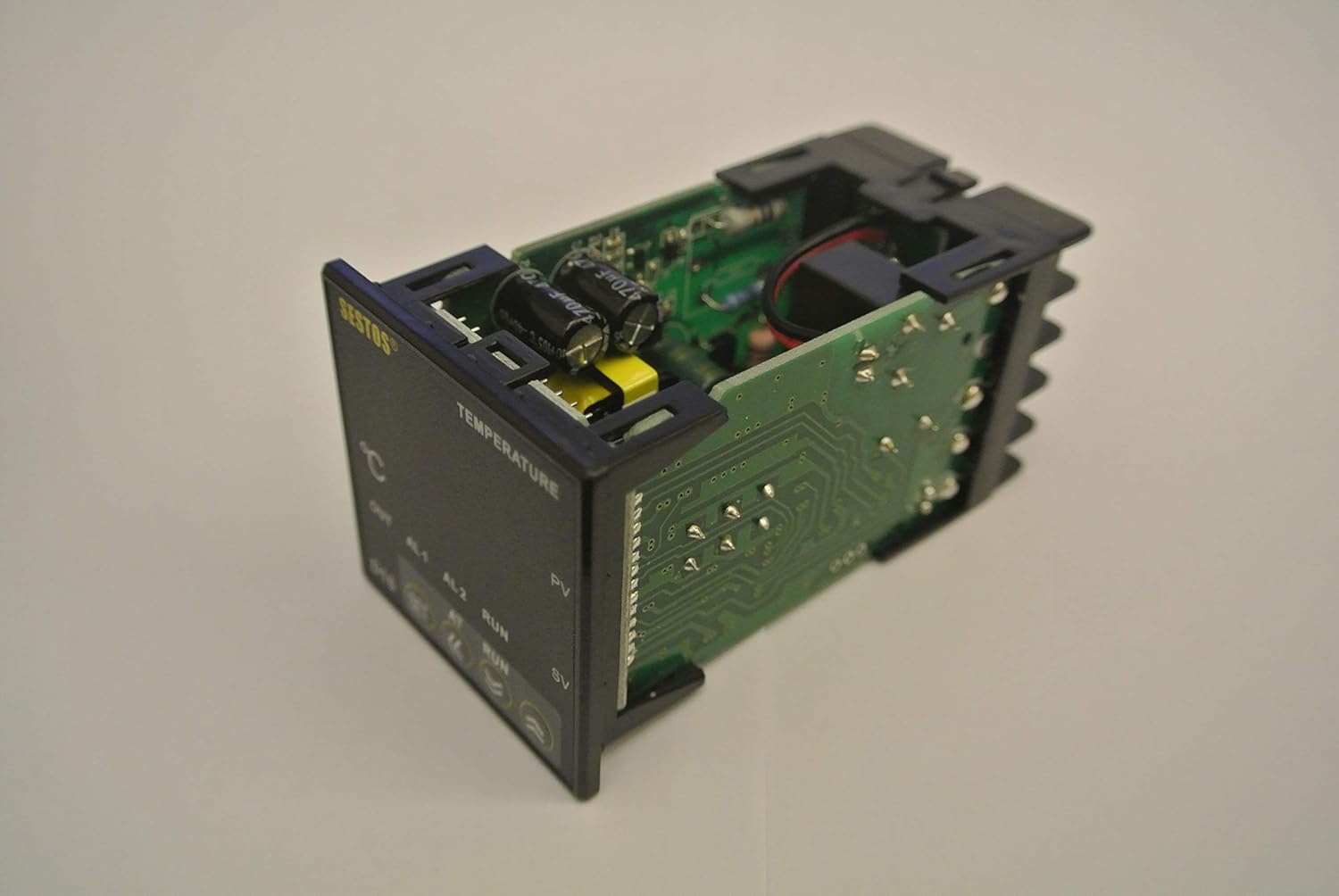 Digital Temperature Controller D1S-VR-220 AC100-24V, Control Range -50~1300 ℃ (K Sensor) Indication and Control, Alarm 1: Relay Accuracy 0.1 ℃, ± 0.2% FS, Output: Voltage 12V for SSR