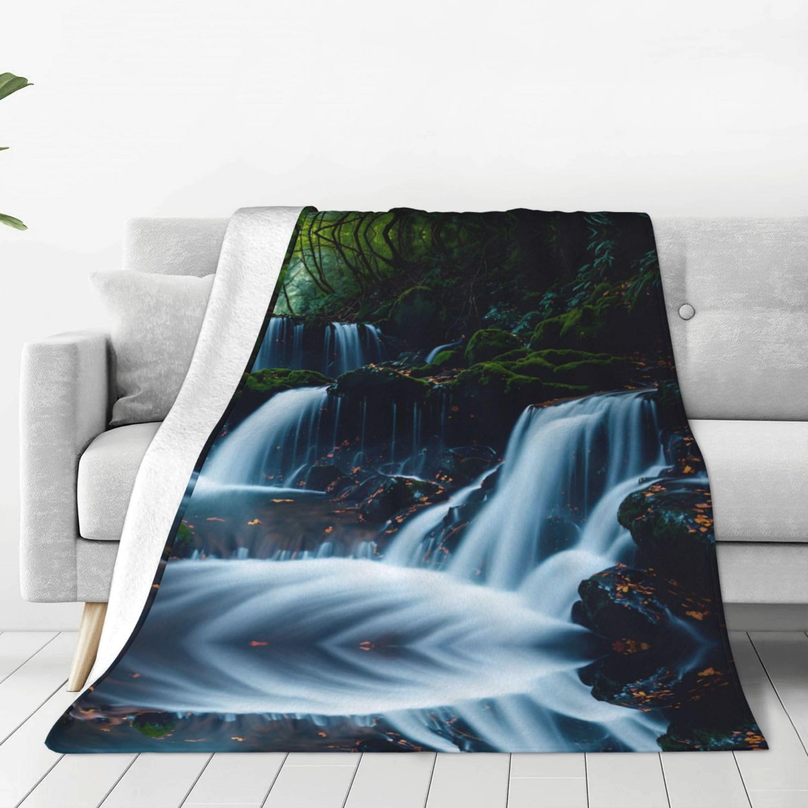 Couverture en flanelle ultra douce PHAYAH motif cascade grand confort