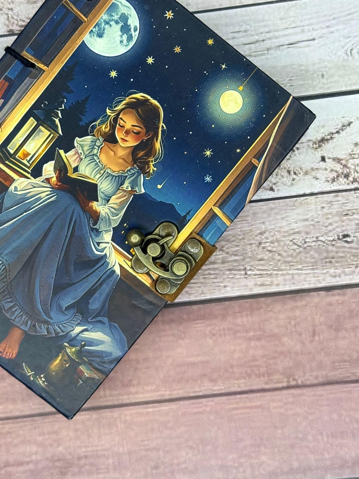 Handmade Unruled Vintage Notebook with Metal Clasp | Artistic