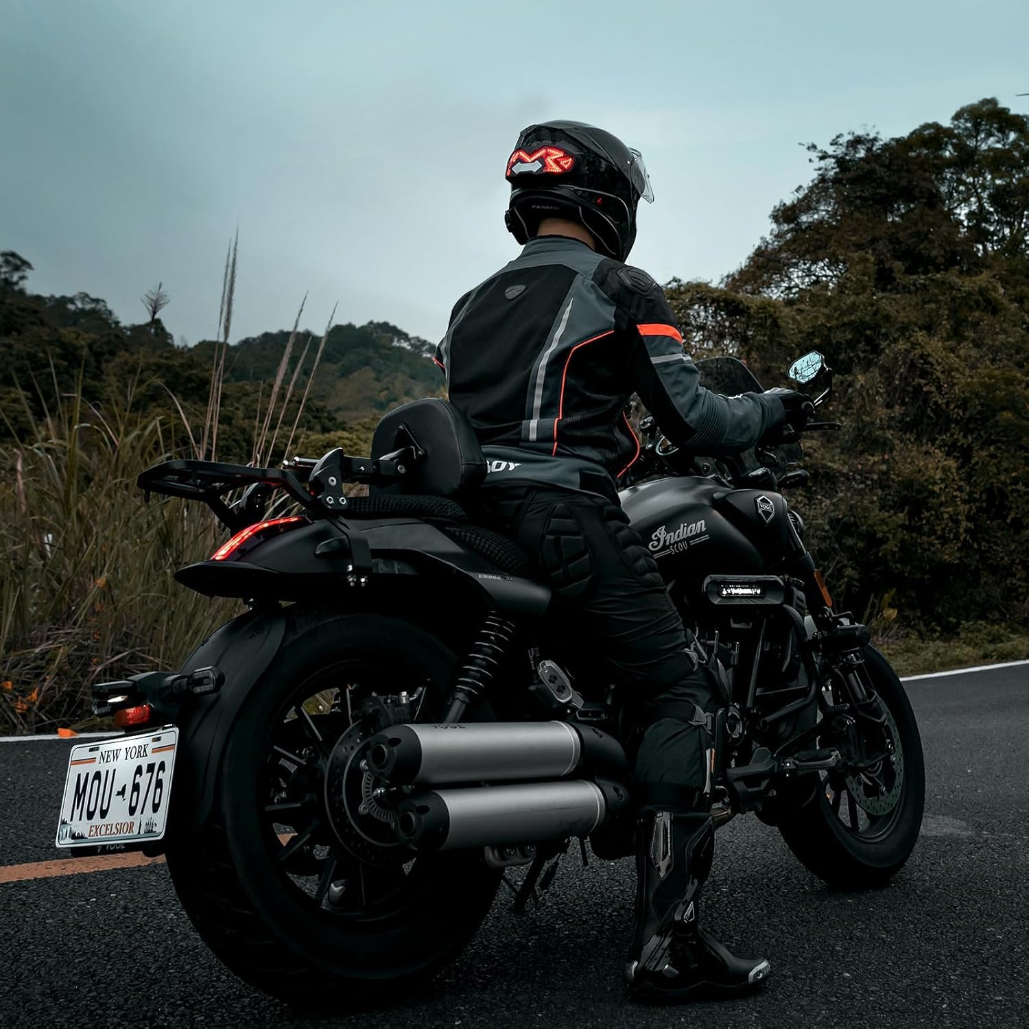 Amazon.co.jp: ヘルメット ブレーキライト バイク用 ヘルメットライト