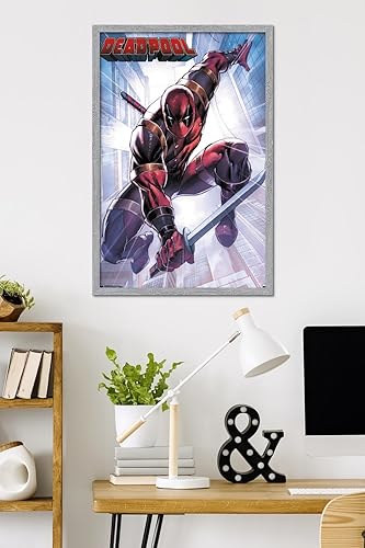 Miniatura 15 de Trends International Marvel Comics Deadpool - Póster de pared de ataque, 22.375 x 34 pulgadas, versión enmarcada en negro Versión enmarcada Barnwood