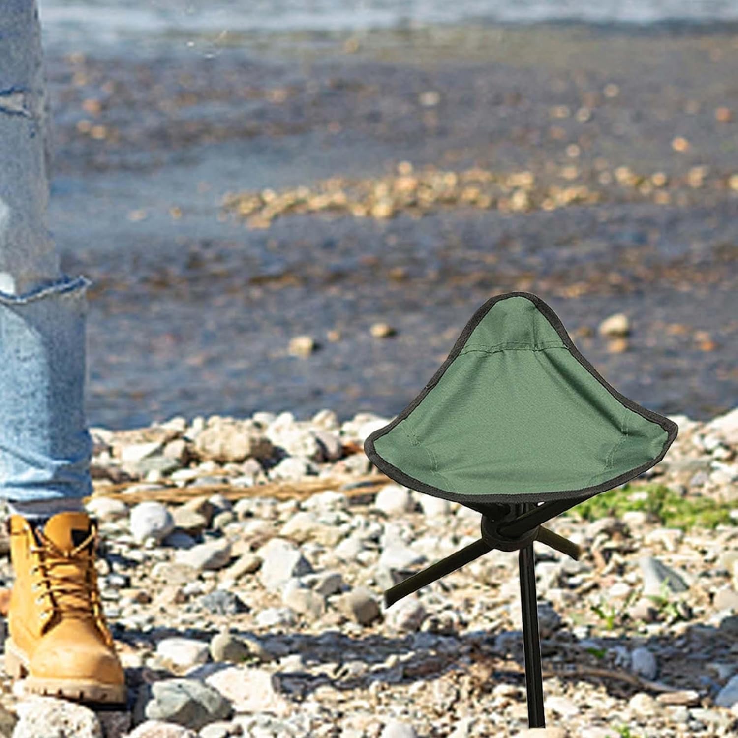 SURD キャンプチェア モバイルチェア アウトドアチェア 折りたたみ椅子 簡易椅子 スタンディングチェア コンパクトチェア 超軽量 耐荷重100kg 組み立て不要 携帯いす 三脚椅子 頑丈耐用 高強度 安定性 お釣り 登山 バーベキュー トラベル キャンプ 運動会 登山 散歩 観戦 焚き火 アウトドア