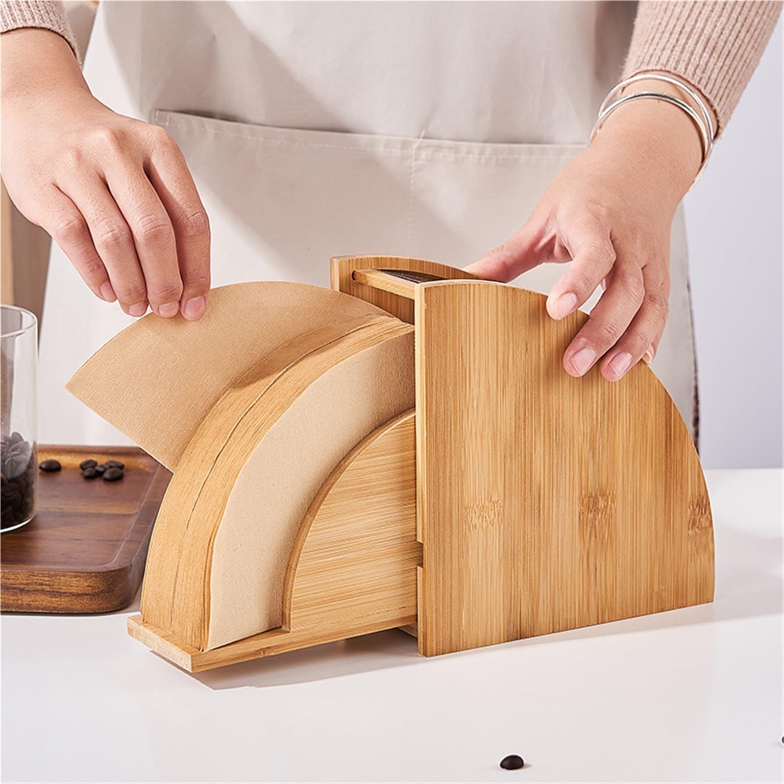 Kaffeefilter-Halter Kaffeefilterpapierhalter aus Holz, Kaffeefilterbox, passend for Filterpapierhalter, Kapazität von 100 Stück Papierfiltern(14.1 * 8.2 * 15.2CM)