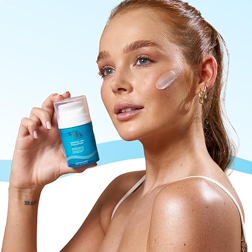 Miniatura 7 de Bondi Sands Loción facial bronceadora gradual  Enriquecida con manteca de karité, se desarrolla a un bronceado gradual para una piel nutrida y