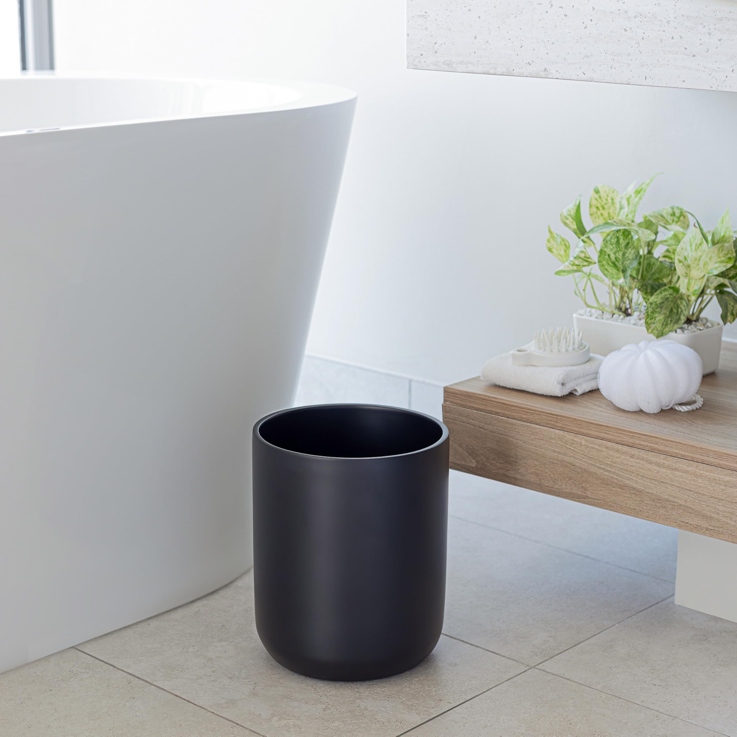 YEW DESIGN Kompakter Runder Mülleimer Mini in Schwarz Matt, 13 L / 3,5 Gallonen – Papierkorb für Badezimmer, Büro, unter dem Schreibtisch, Schlafzimmer, Waschküche, Küche