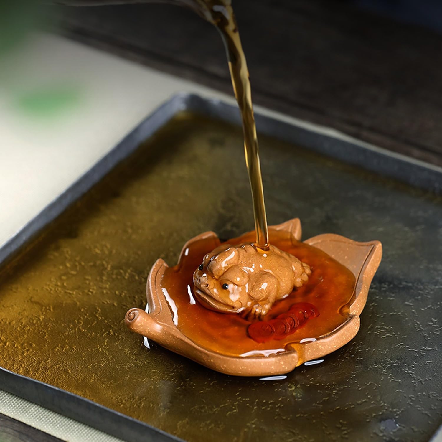 figurki zwierzątek， Zestaw do herbaty Maple Leaf Golden Toad z fioletowej gliny, akcesoria do rękodzieła, ozdoby na biurko na ceremonię herbacianą