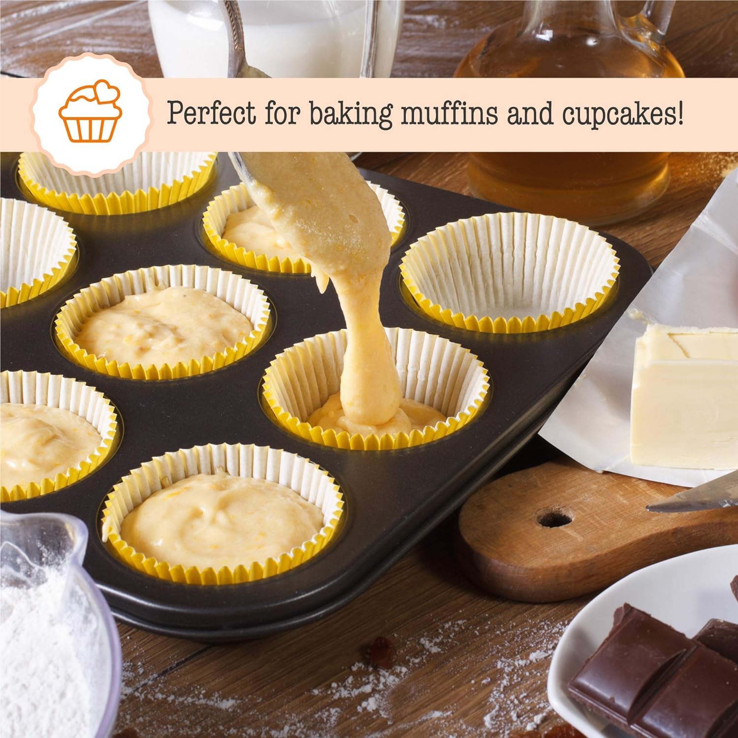 SOGUD 12'li Muffin Kalıbı - Yapışmaz Metal Cupcake Kalıbı - Fırına Uygun Kek ve Muffin Pişirme Tepsisi - Yuvarlak Gözlü Dayanıklı Kek Kalıbı - Kolay Temizlenir - Ev Tipi Kullanıma Uygun