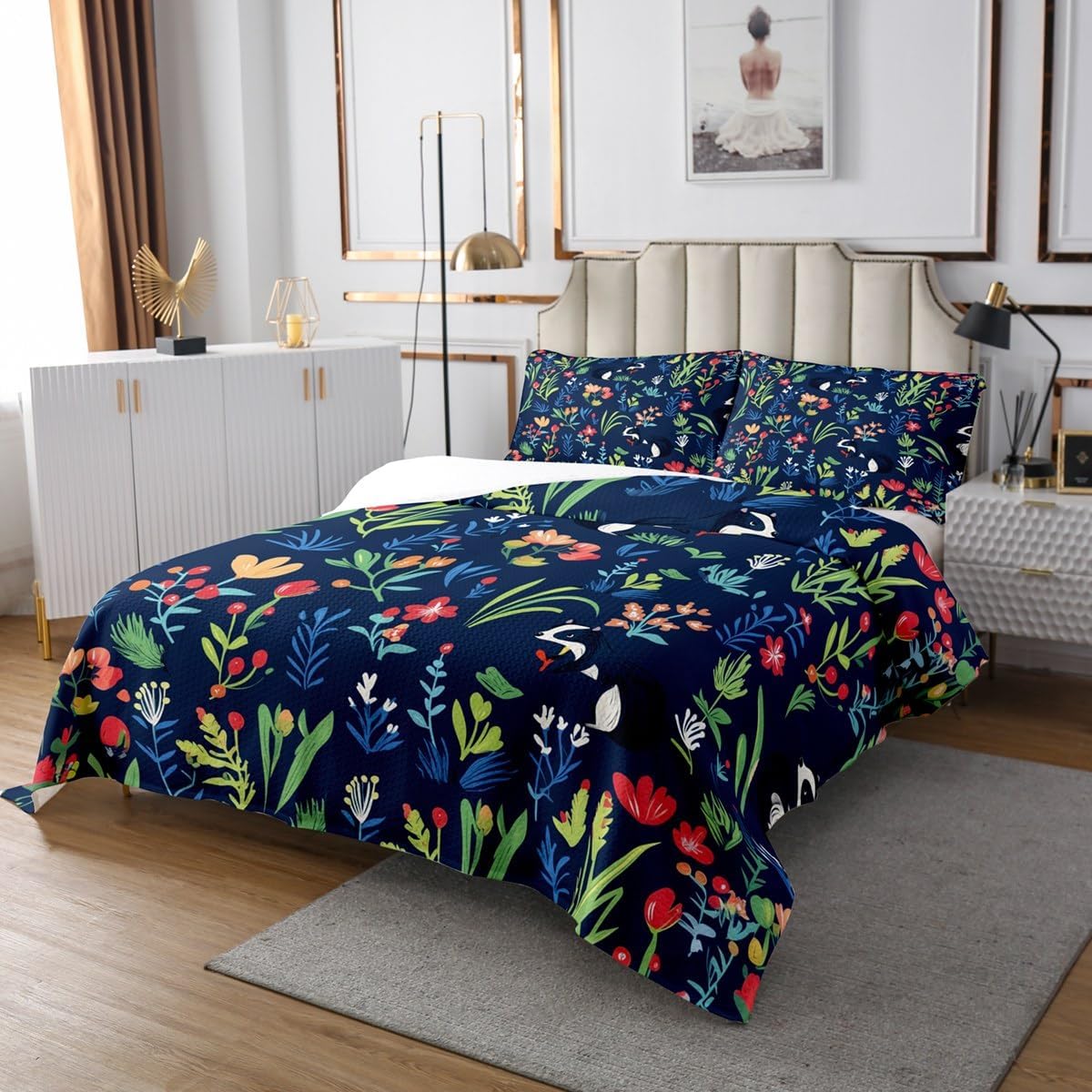 Erosebridal Skunks King Bedding Set for Kids Child,Nature Wild Flower Floral Bedspread Set for Skunk Lovers,Cute Skunk Stuffed Animal Bed Set,Botanical Blossom Dark Blue Coverlet Set
