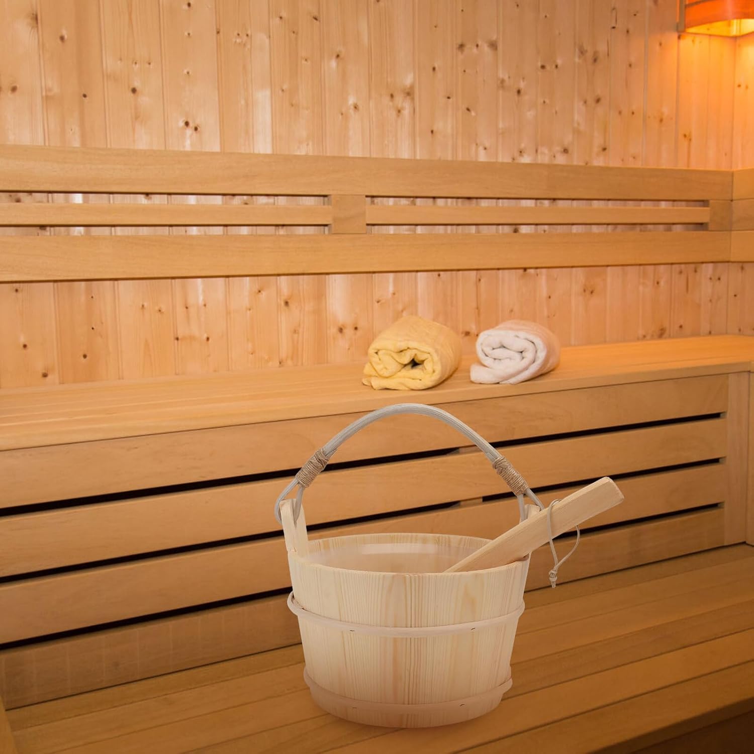Wooden Sauna Bucket with Plastic Liner and Rope Handle Pine Bathing Barrel for Steam Sauna Practical Spa Water Scoop