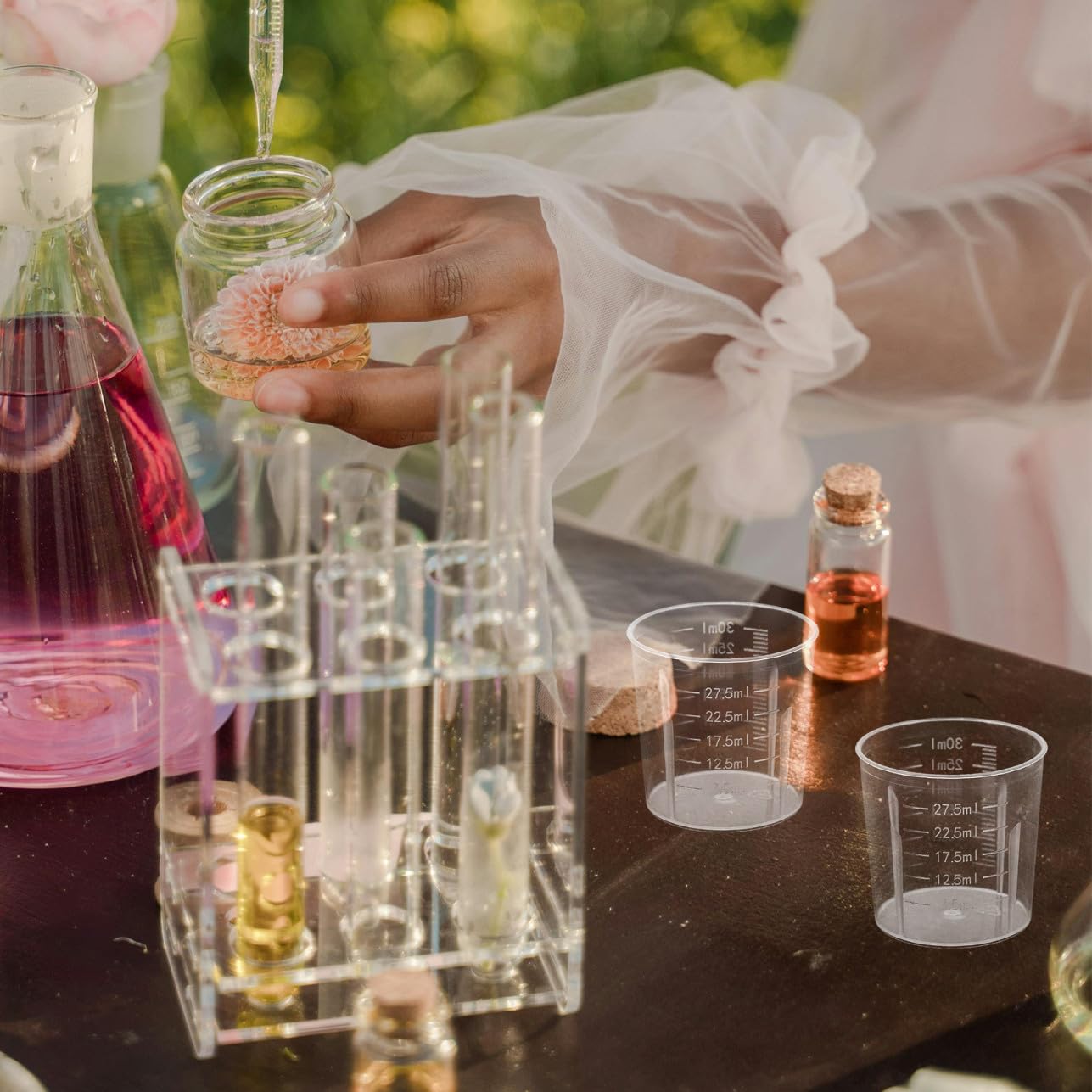 GLEAVI 500stücke Messbecher Mit Doppelter Epoxidharz Mischbecher Für Pigmente Und Flüssigkeiten Für Bastelarbeiten Und Laboranwendungen