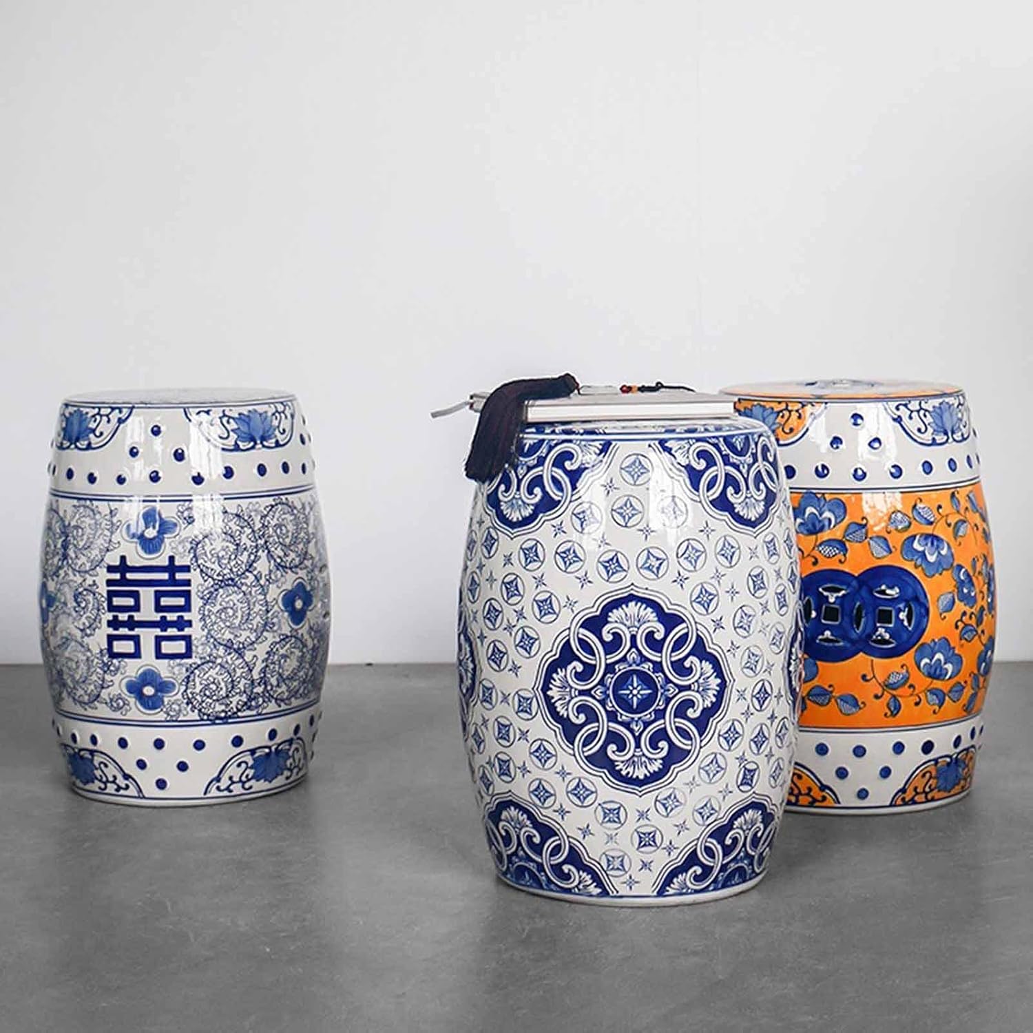 Decorative garden stools, Hand-painted Classical and Beautiful Ceramic Drum Stools, Chinese Antique Living Room and a Few Decorative Ornaments on The Entrance Hall of The Study Room.(White)