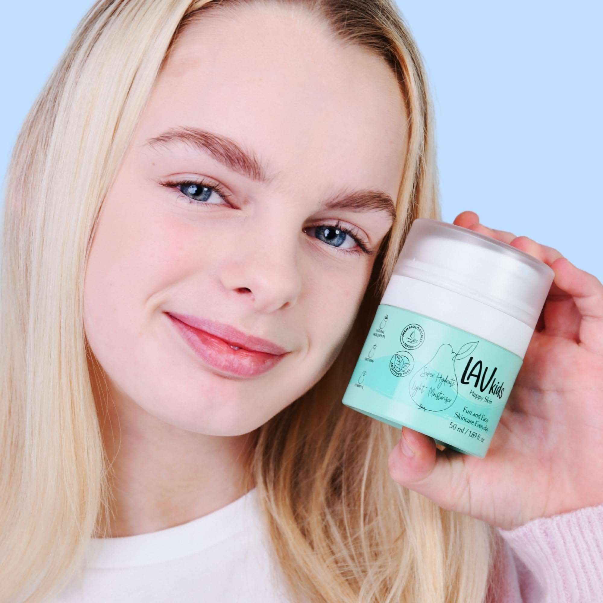 LAV KIDS Complete Skin & Hair Care Set, Shampoo, Conditioner, Face Wash, Face Cream with mesh bag and hair band (Blue) - Image 4