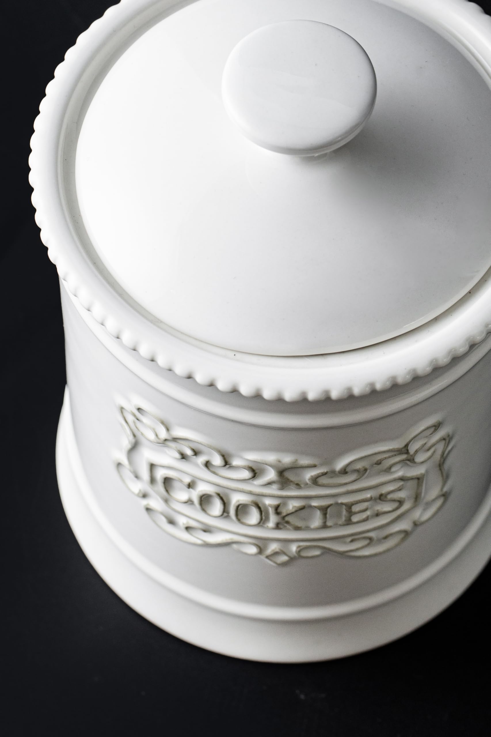 Amazon.com: TAWCHES Ceramic Cookie Jar With Lid Cookies
