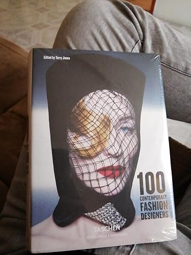 Amazon | 100 Contemporary Fashion Designers (Bibliotheca