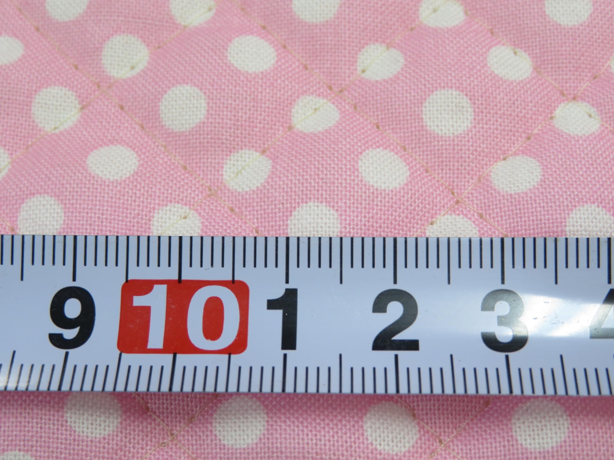 淡いピンクの布も使ったホワイトキルト 淡いピンクの布も使ったホワイトキルト