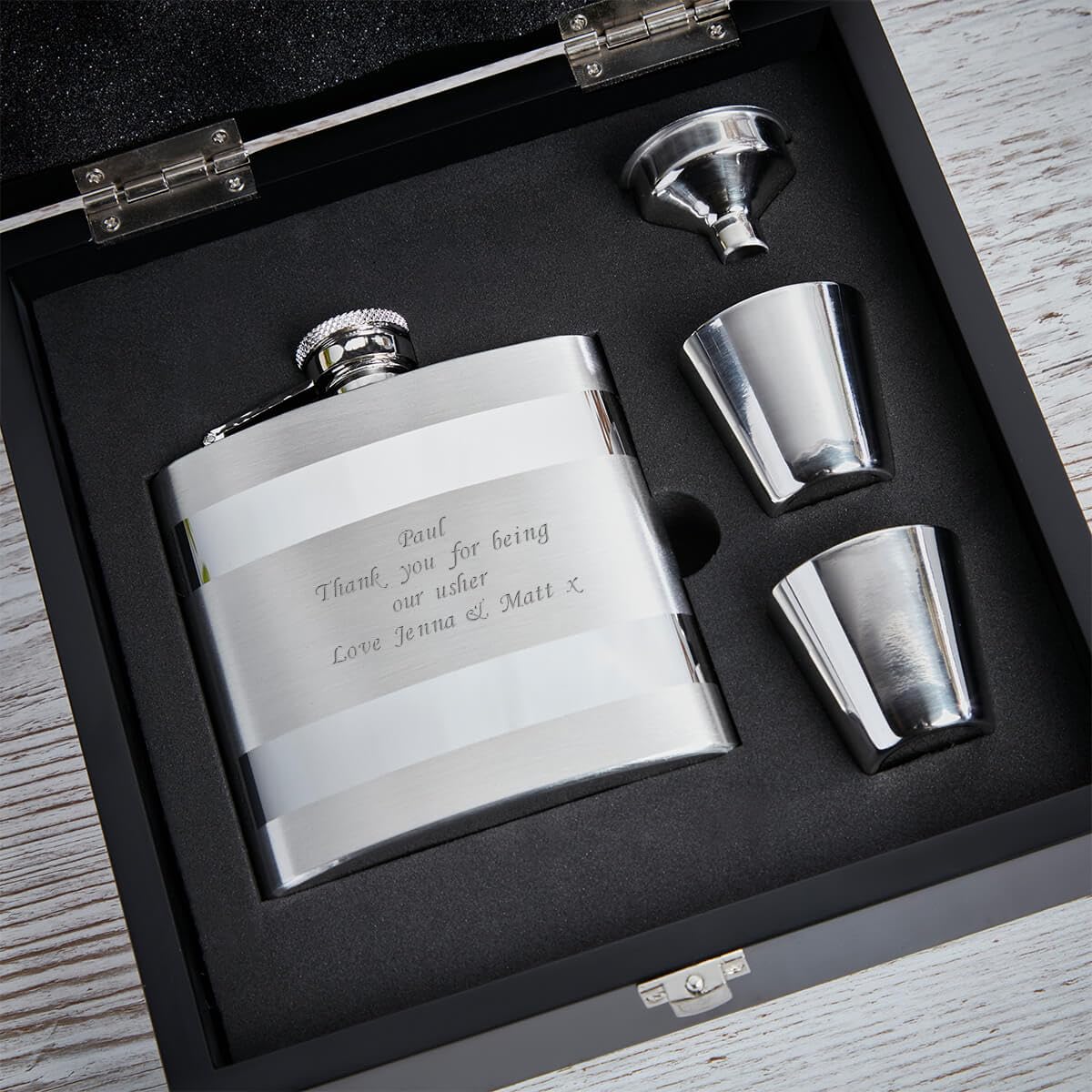 Personalised Deluxe Hip Flask Gift Set – Custom Engraved 6oz Stainless Steel Flask with Funnel & 2 Cups – Gift for Men, Groomsmen, Father’s Day, Birthday or Christmas (Satin Lined)
