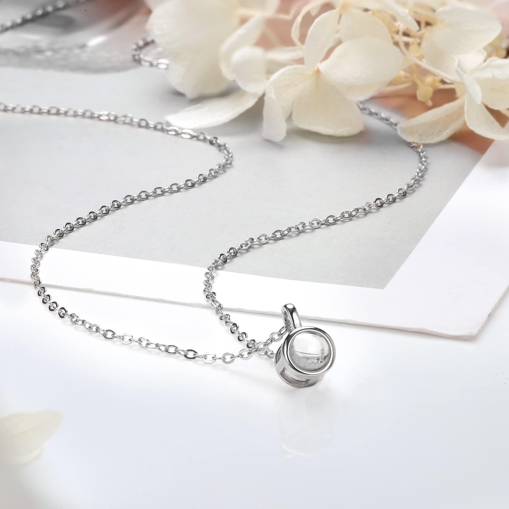 Collar personalizado con imagen proyectada – Collar de plata esterlina de ley con foto en el interior – Un regalo único para ella