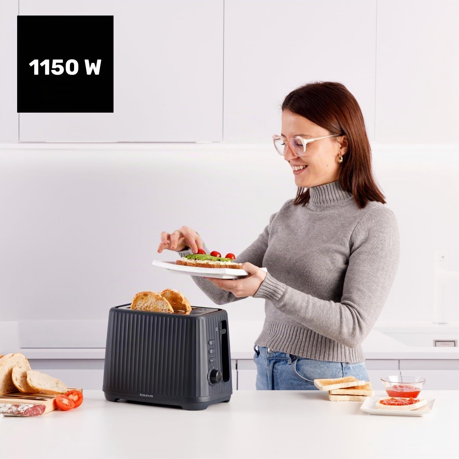 Taurus – Tostapane Jonic Toast 1150W | 7 livelli di tostatura | 3 funzioni | 2 fessure | Centratura automatica | Indicatore luminoso | Sollevamento extra | Avvolgicavo | Raccoglibriciole | Nero
