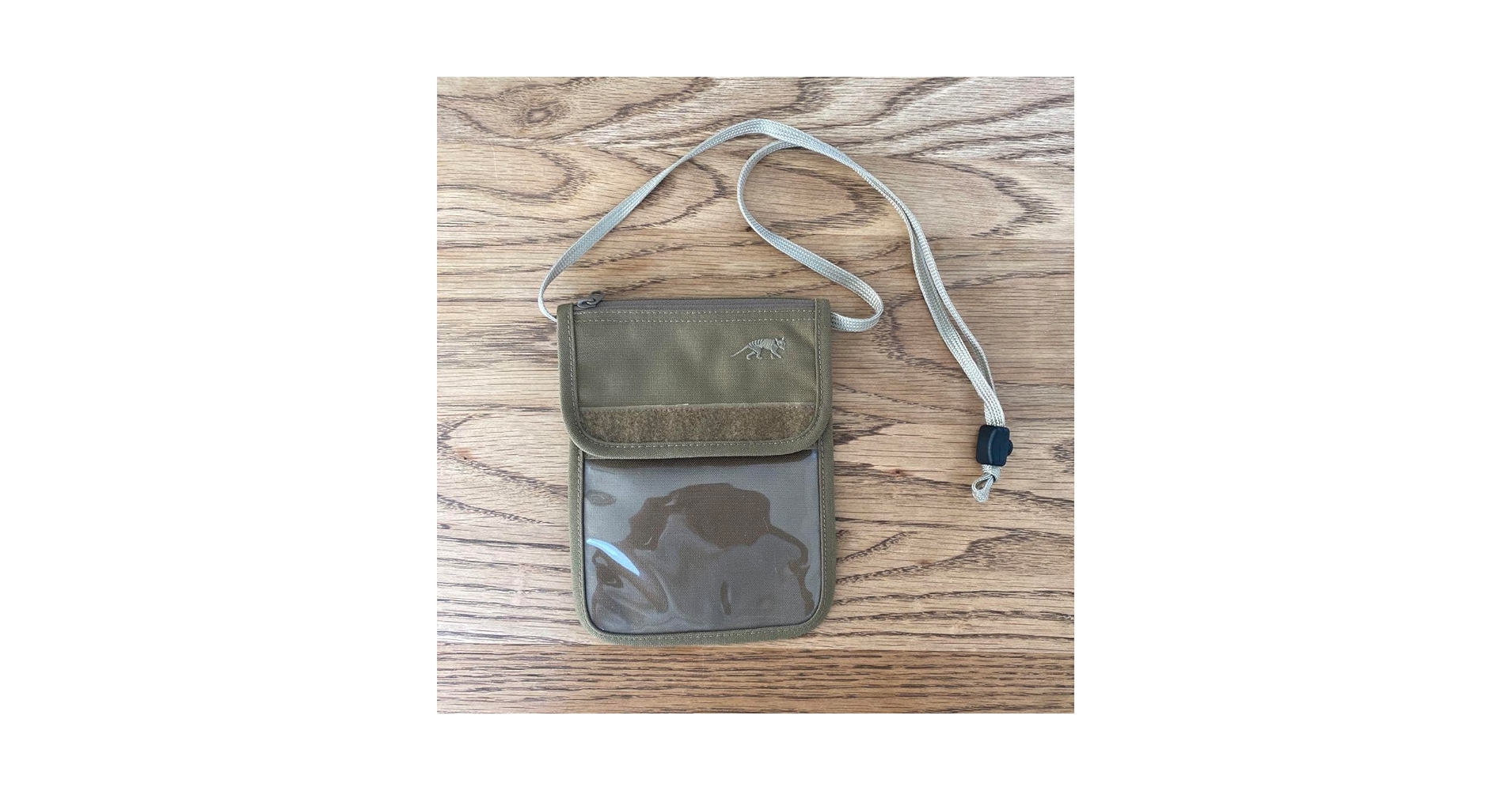 新品✨国内入手困難】タスマニアンタイガー　ショルダーバッグ オリーブ PCケース 新品✨国内入手困難】タスマニアンタイガー ショルダーバッグ