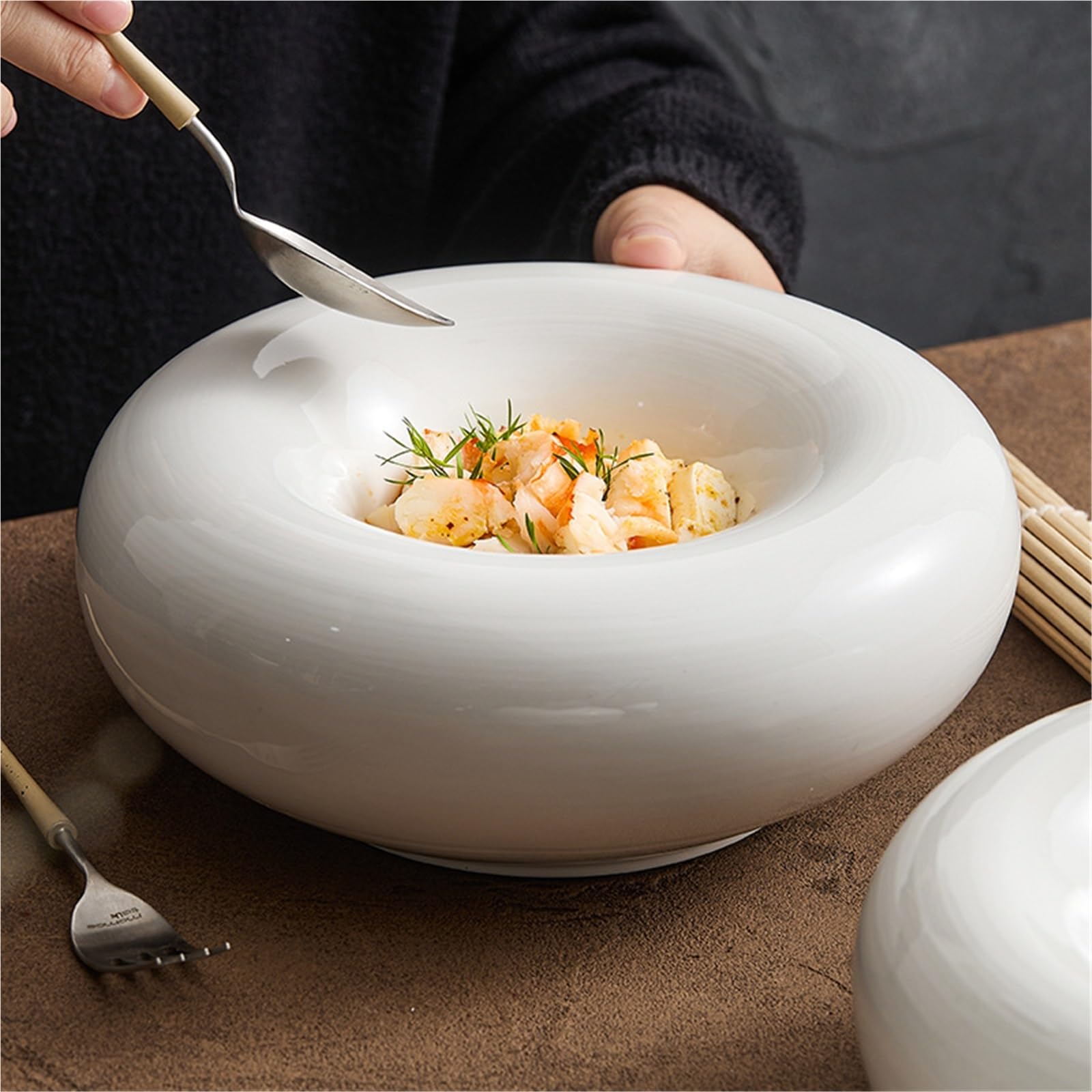 Piatti piani in ceramica, stoviglie rotonde in porcellana per zuppa di noodle, bistecca, pasta e insalata, qualità alberghiera e ristorante