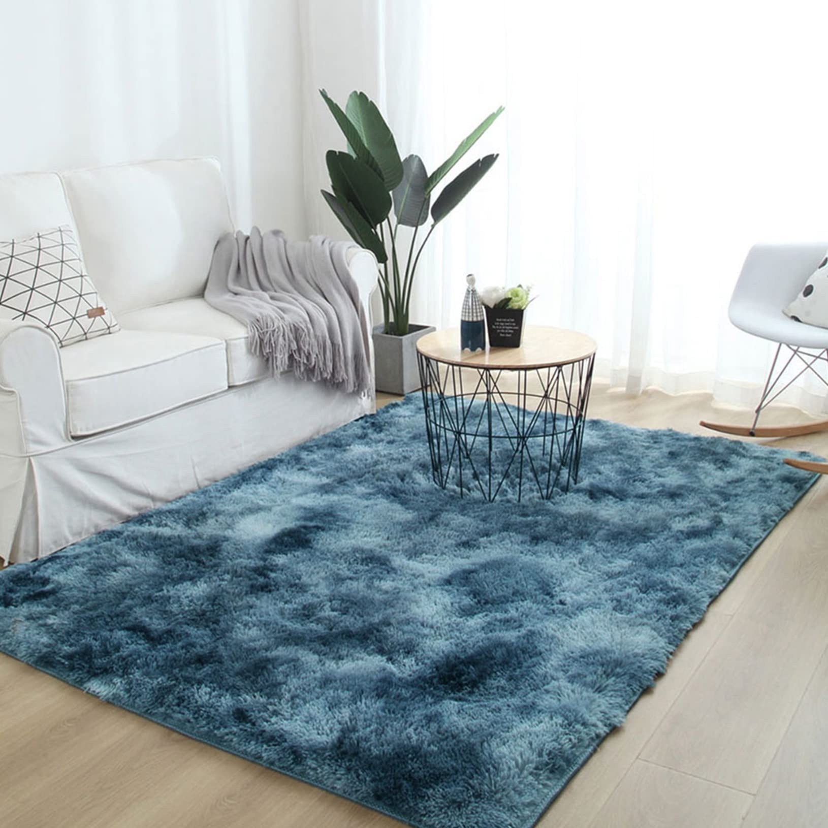 Tapis peau de mouton synthétique bleu foncé 200x240cm pour réchauffer un sol froid