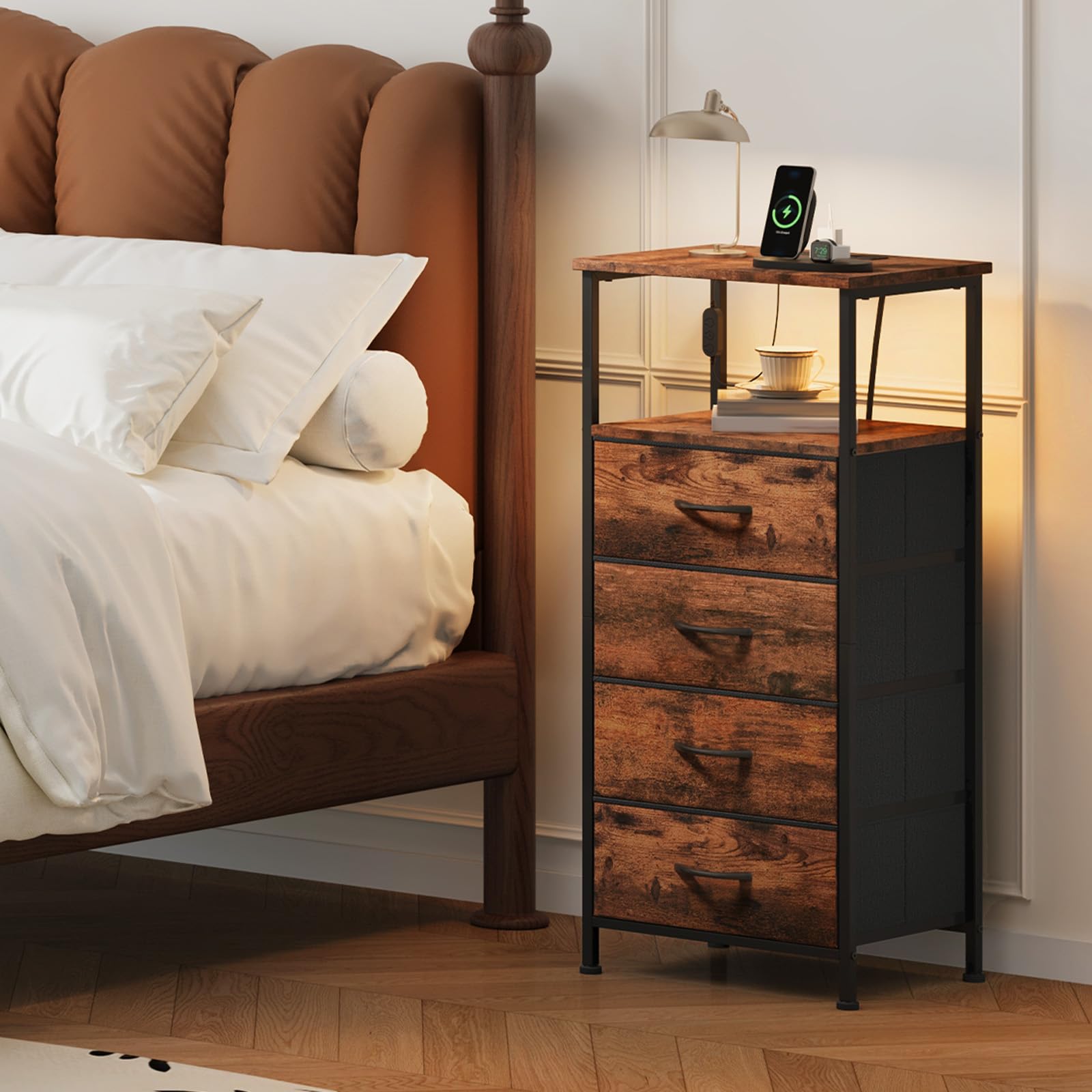 Somdot Commode Chambre Connecté, Table de Chevet LED Haute avec Station de Charge, Meuble de Rangement en Tissu pour Adult Salon Couloir Entrée, 30P x 40l x 86,5H (4 Tiroirs), Imprimé Grain de Bois