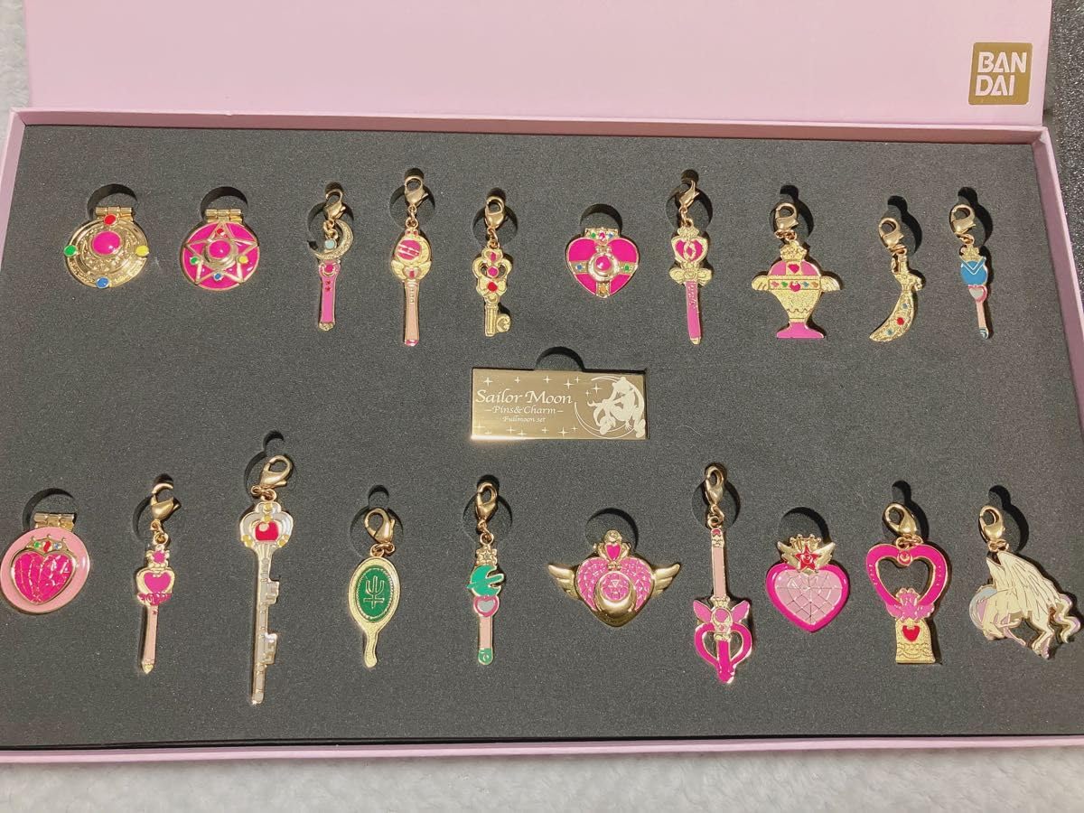 新品 セーラームーン ピンズチャーム コレクション フルムーン セット
