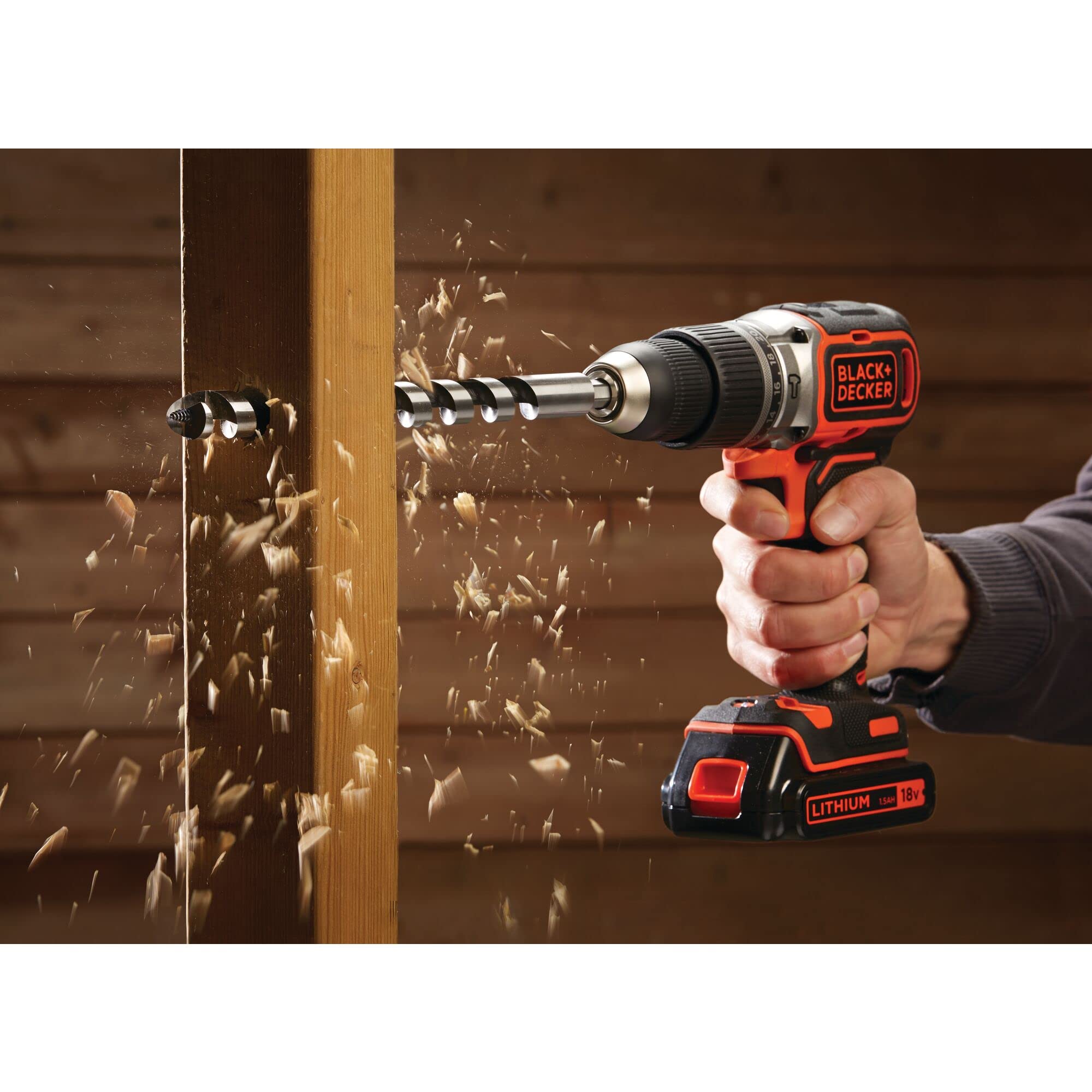BLACK+DECKER Trapano avvitatore a percussione 18V, motore senza spazzole, mandrino 13mm, LED, 2 batterie, 50 accessori, caricabatterie, borsa, BL188ME2SA-QW