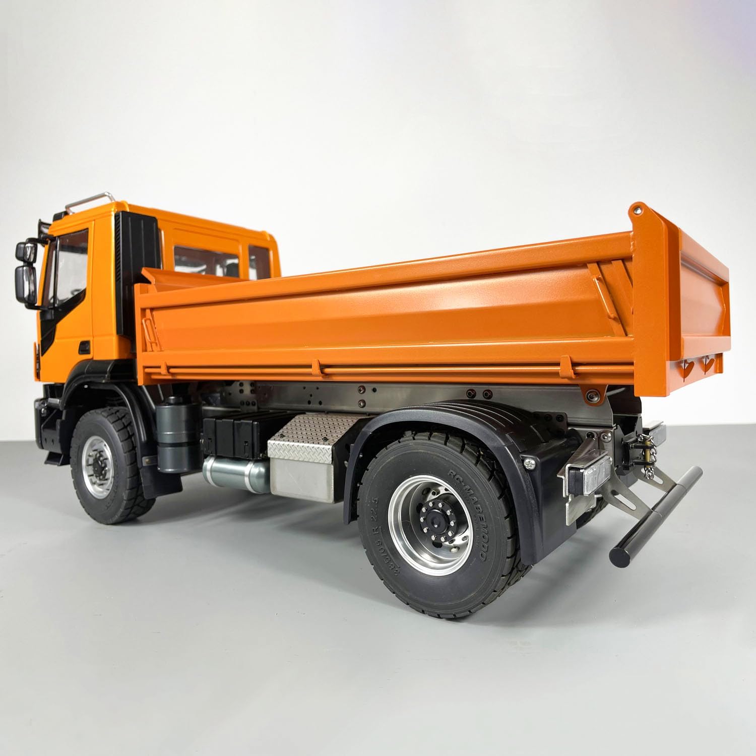 1/14 RC Hydraulic Dump Truck 4x2 Metal 2-Speed RC Tipper Car Model Motor ESE Servo I6S Radio Controller Orange