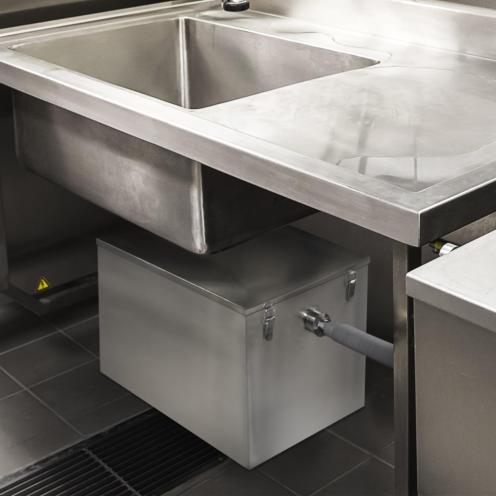 Kommerzieller Fettabscheider, 96 l, Untertischabscheider, 10 kg, Edelstahl, Abfallfett, Wasserabscheider, Filter, Restaurant, Küche, Café, 50 mm Ein- und Auslass, kompakt, 42 cm H x 45 cm B x 52 cm T
