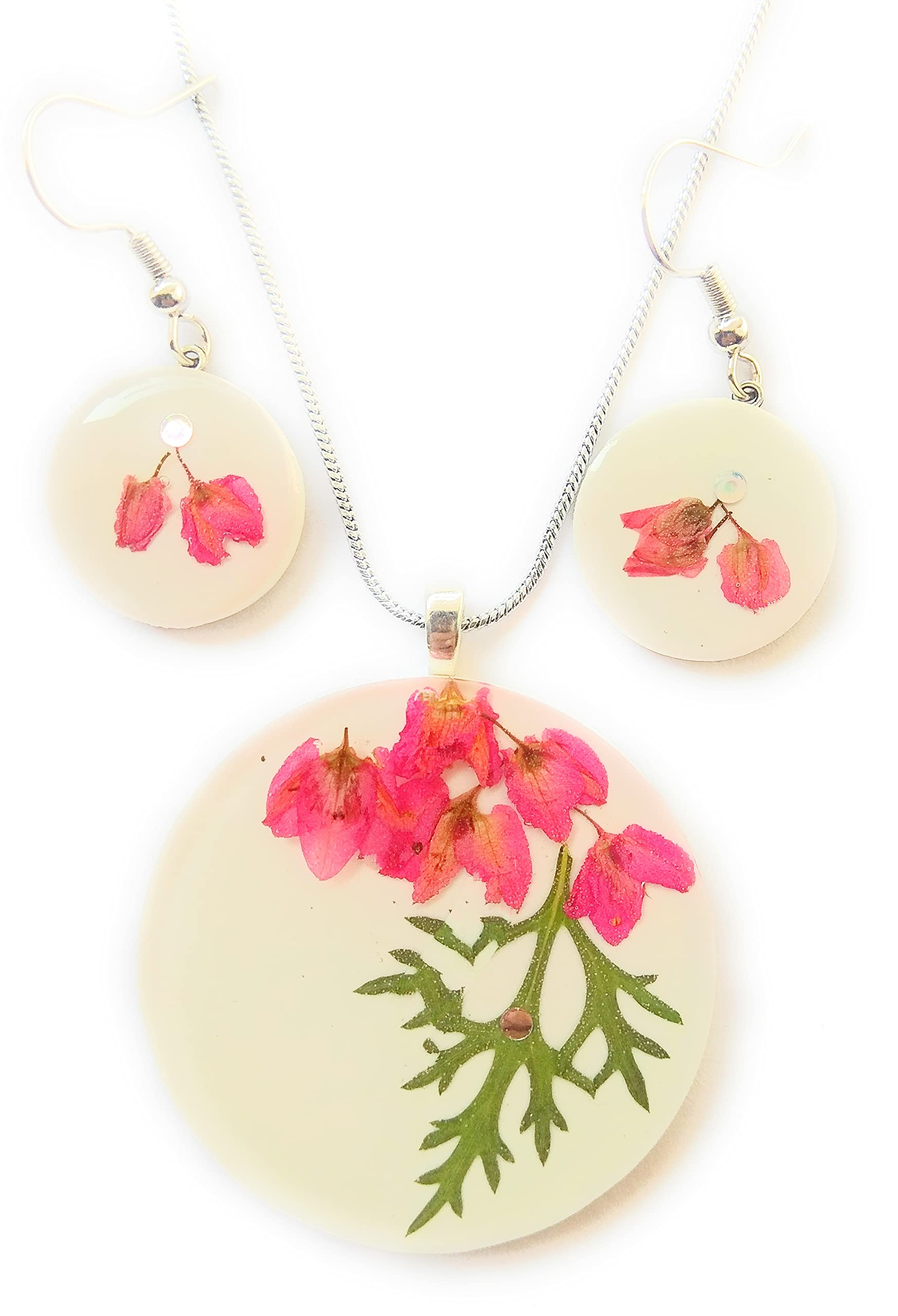 See full amazon price history chart for Artnaturale Handmade Real Dry Flower Resin Jewellery Set for Women (AB-3) Artnaturale Handmade Real Dry Flower Resin Jewellery Set for Women (AB-3) (B091M9B2MV) Amazon Price History, Amazon Price Tracker