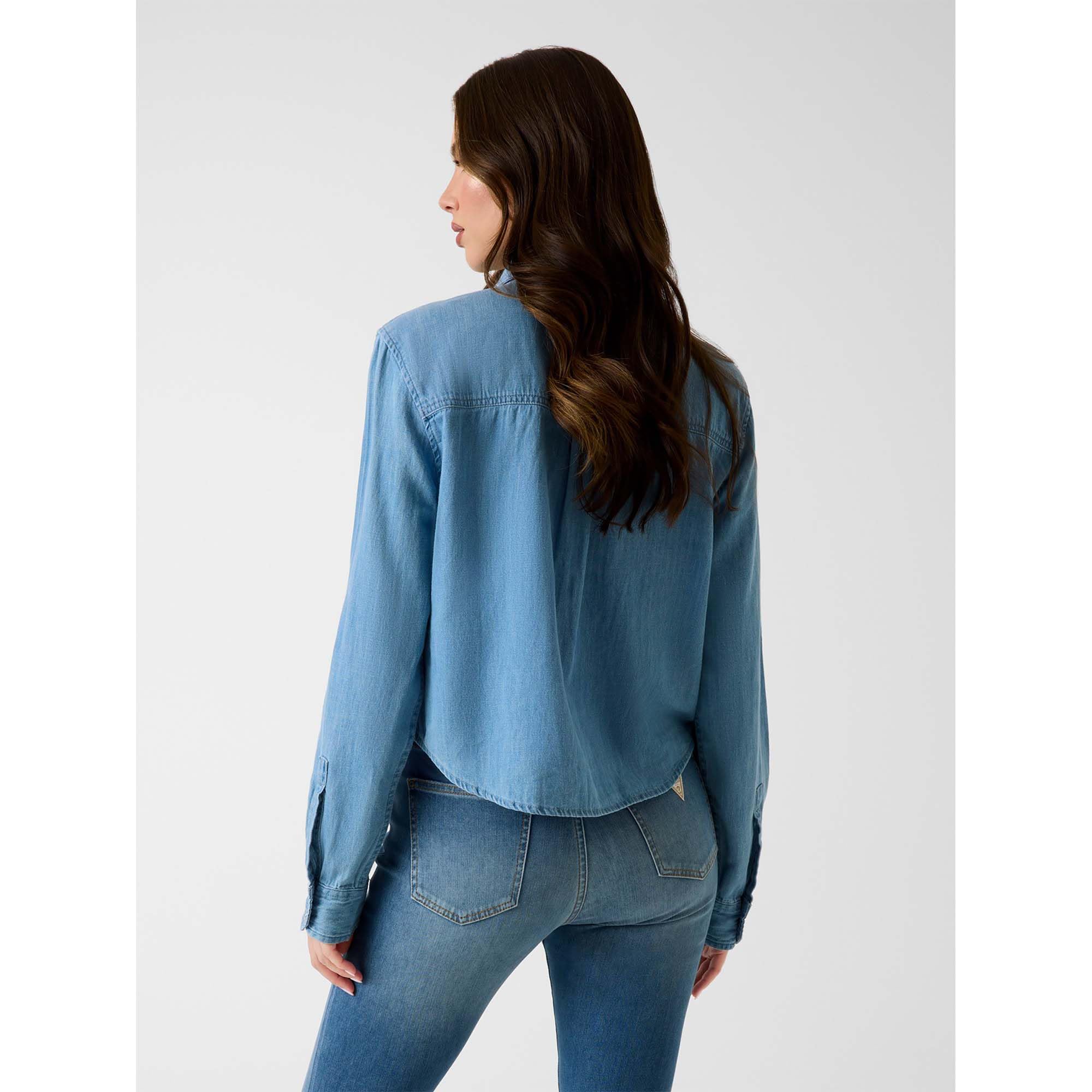 Guess Camiseta vaquera ecológica de manga larga para mujer