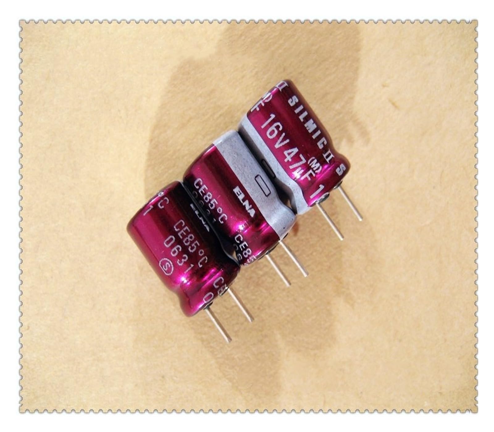 Condensateur audio 47uF 16V électrolytique Purple Robe pour amplificateur de salon hifi