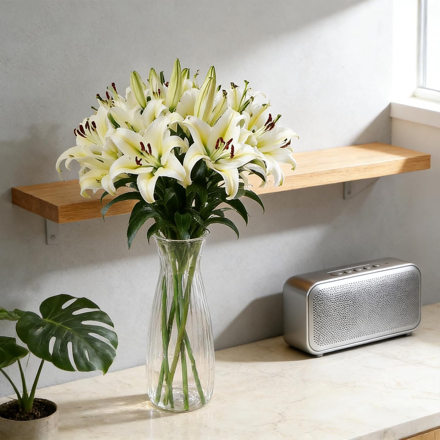 20Pcs Plastic Bud Vases Small Plastic Vases in Bulk, Clear Container for Flowers Height Shatterproof Bud Vase Wedding Centerpieces for Home Decor Living Room Office Decoration, Housewarming Party Gift