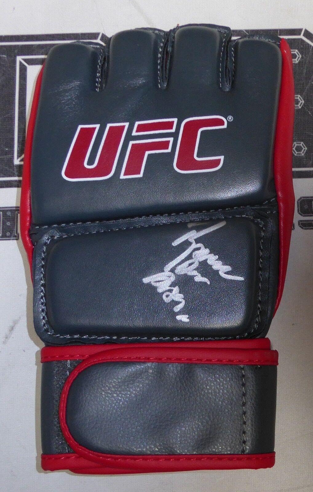 Rafael dos Anjos Signed UFC Glove PSA/DNA COA Autograph 185 154 Fight Night 49 - Autographed UFC Gloves