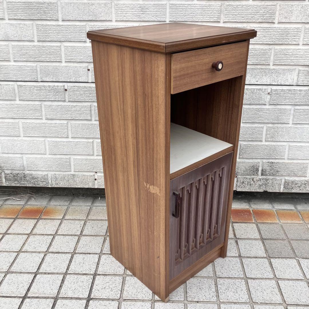 昭和レトロ サカべ 木製 コールキャビネット 電話台 飾り棚 古家具 ビンテージ Amazon.co.jp: 昭和レトロ 古家具 木製 コールキャビネット 電話