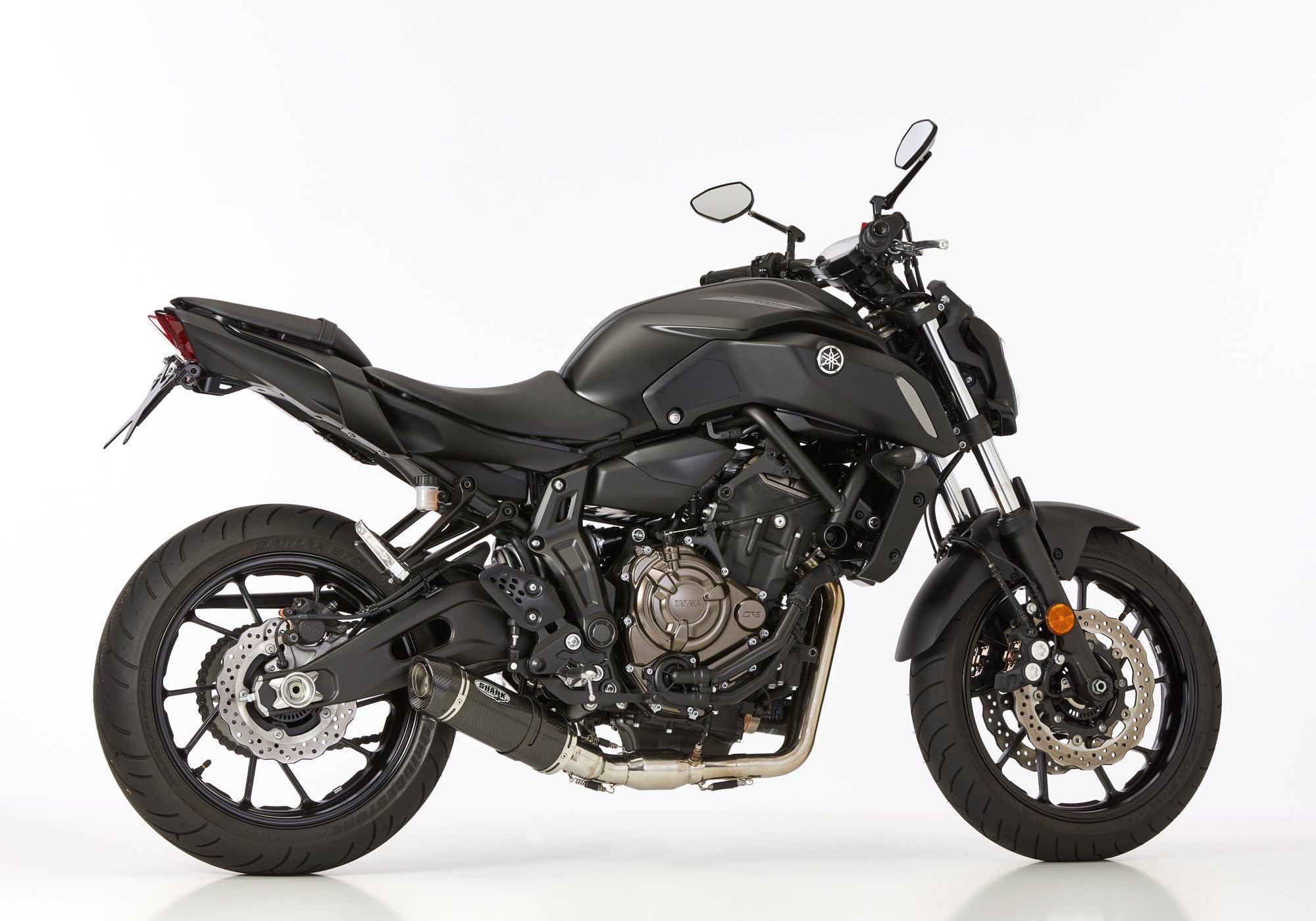 SHARK Sportauspuffanlage kompatibel mit YAMAHA | MT-07 | Typ RM17/RM18 | 689 ccm | Baujahr 2017-2020 | SHARK Street GP