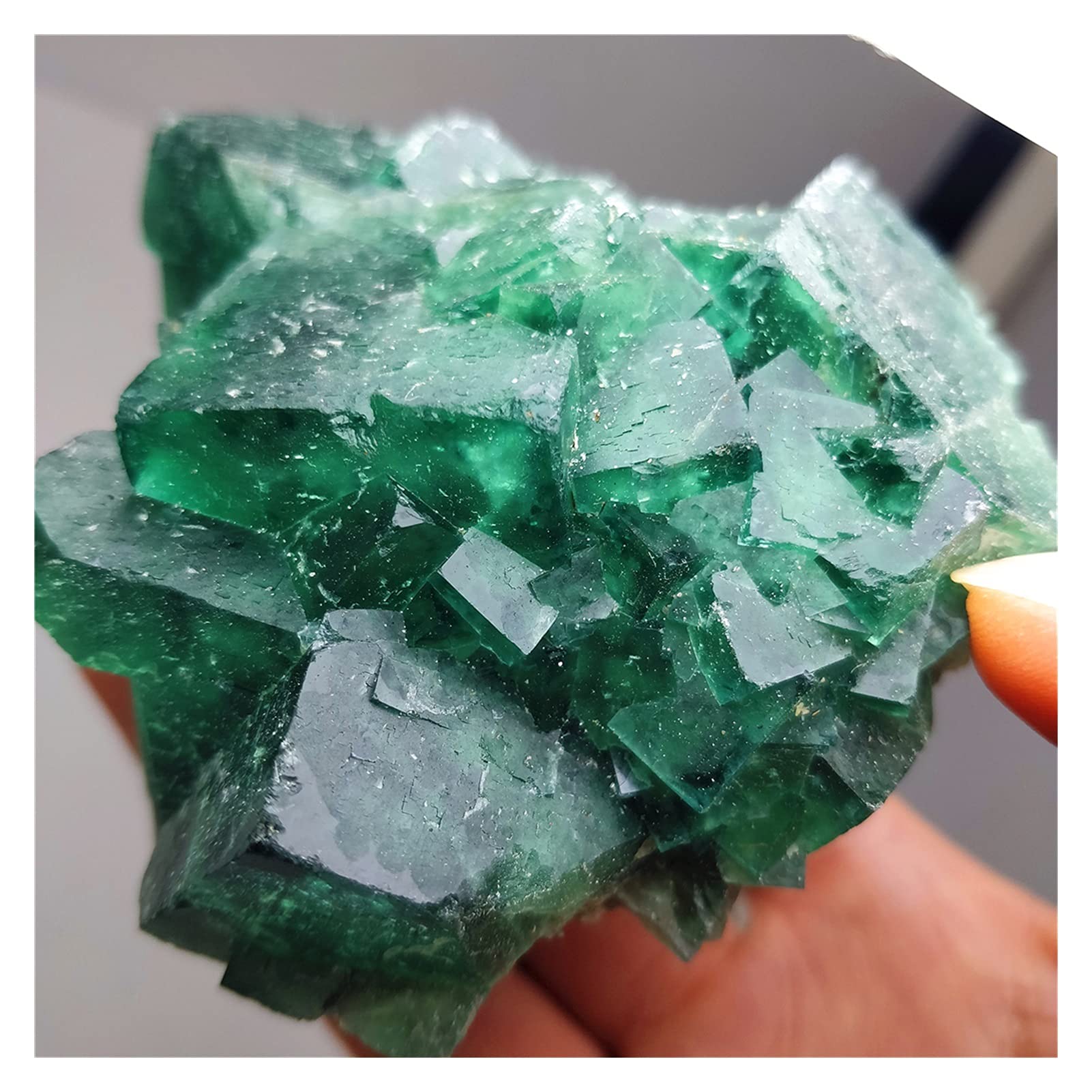 Fluorite verte roche brute 200g pour purifier l ambiance de votre bureau et du salon