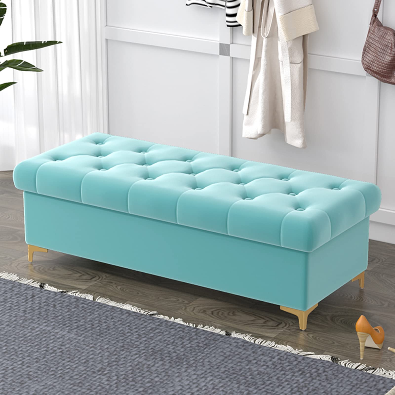 Banc de rangement ottoman en velours bleu haut de gamme avec pieds dorés élégants