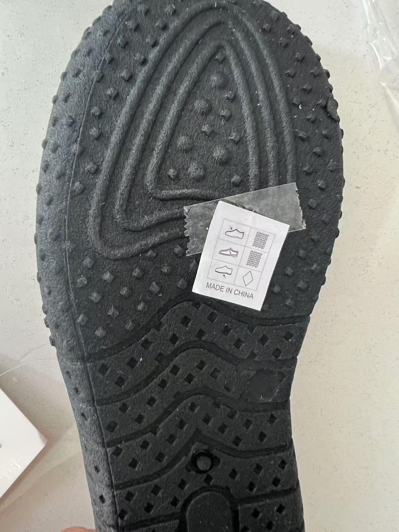 BERGMAN KELLY Zapatos de Agua para niños pequeños, Varios tamaños - Calcetines de Agua para niñas - Adorables Zapatos de Playa para niñas - Colección MJ